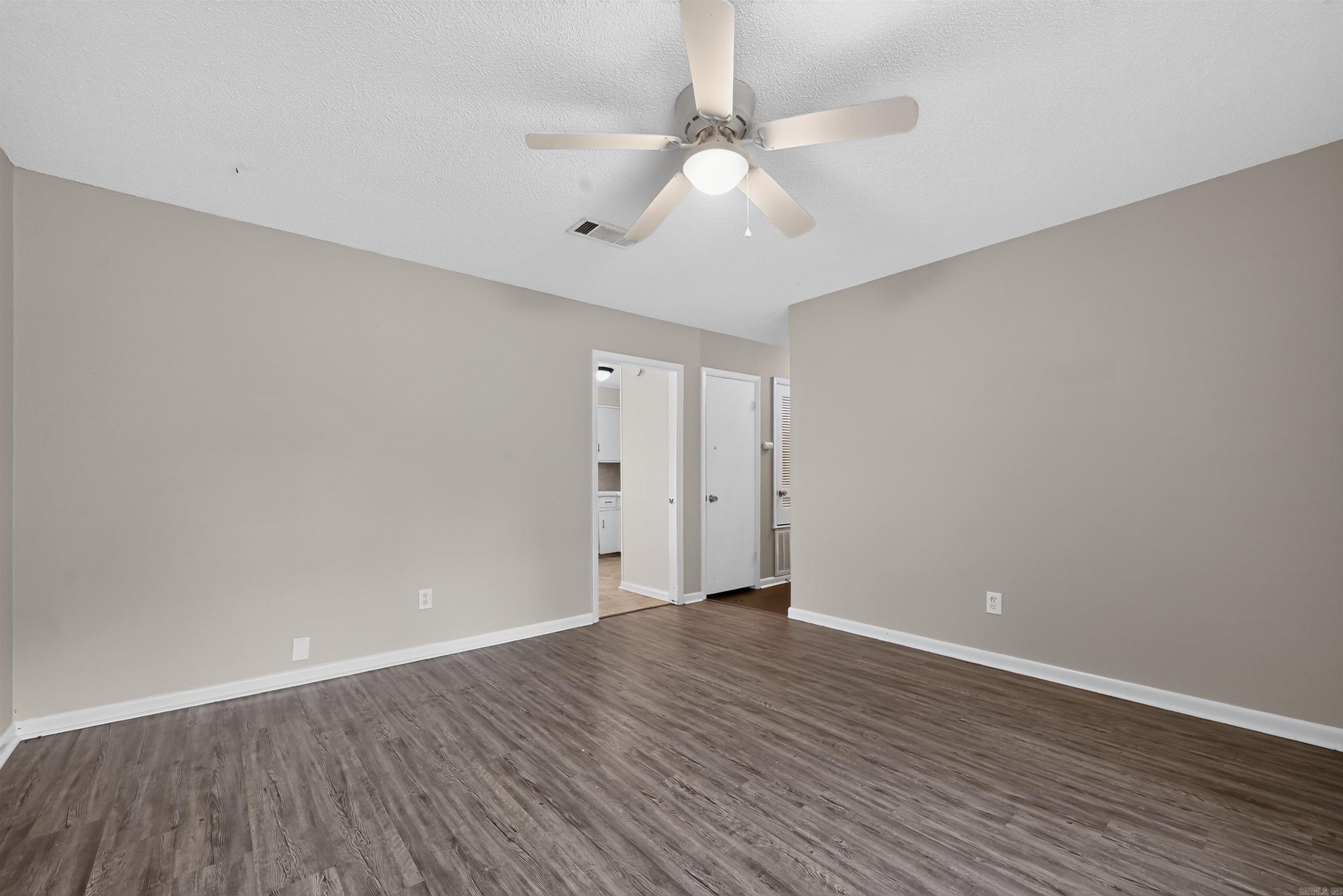HICKMAN & MCCONNELL - Residential