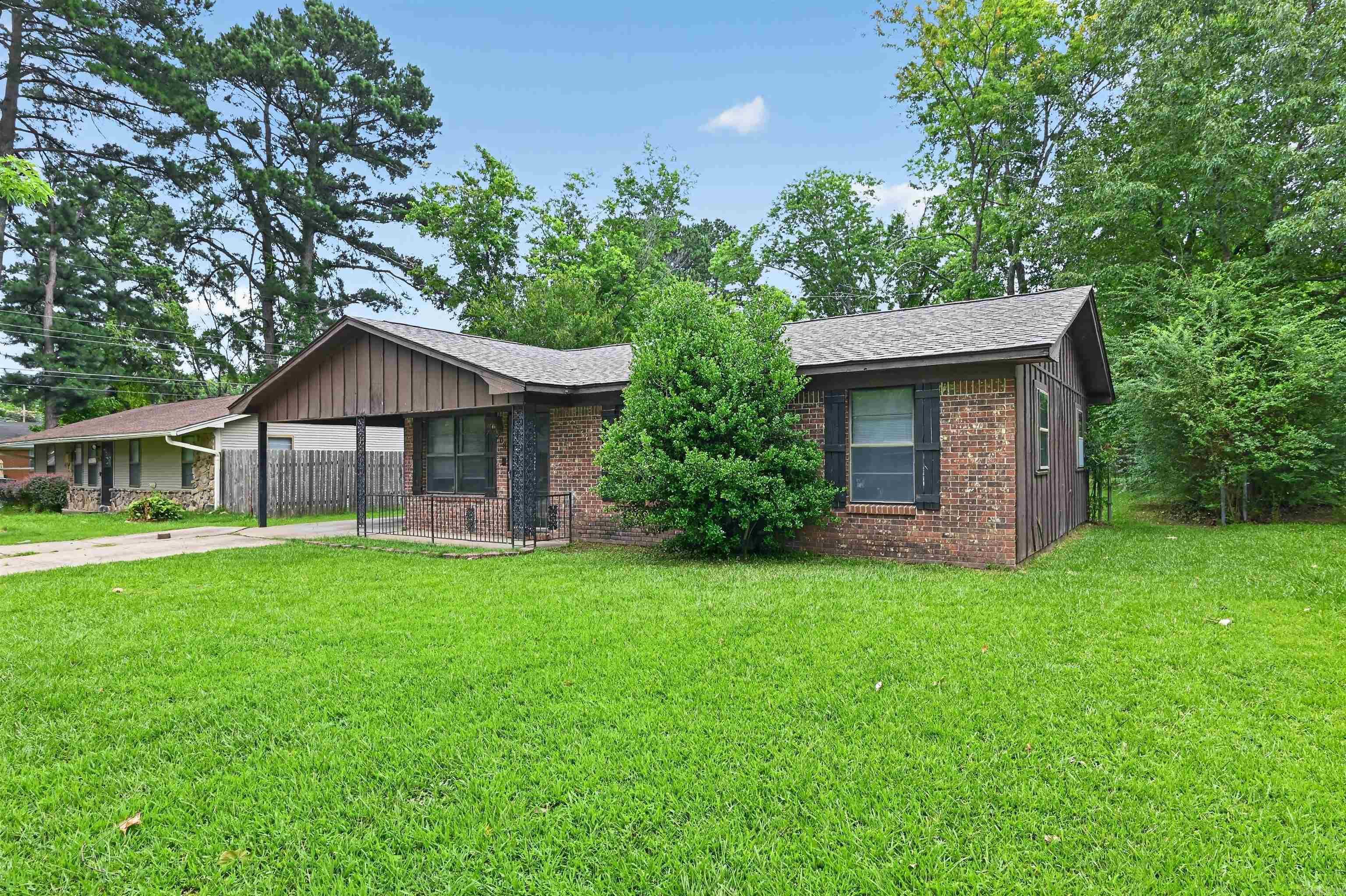 HICKMAN & MCCONNELL - Residential