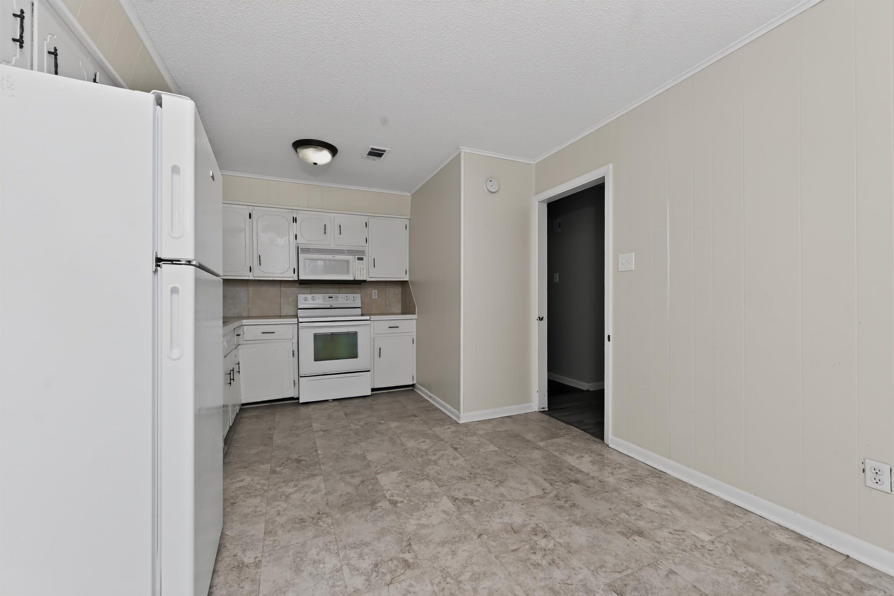 HICKMAN & MCCONNELL - Residential