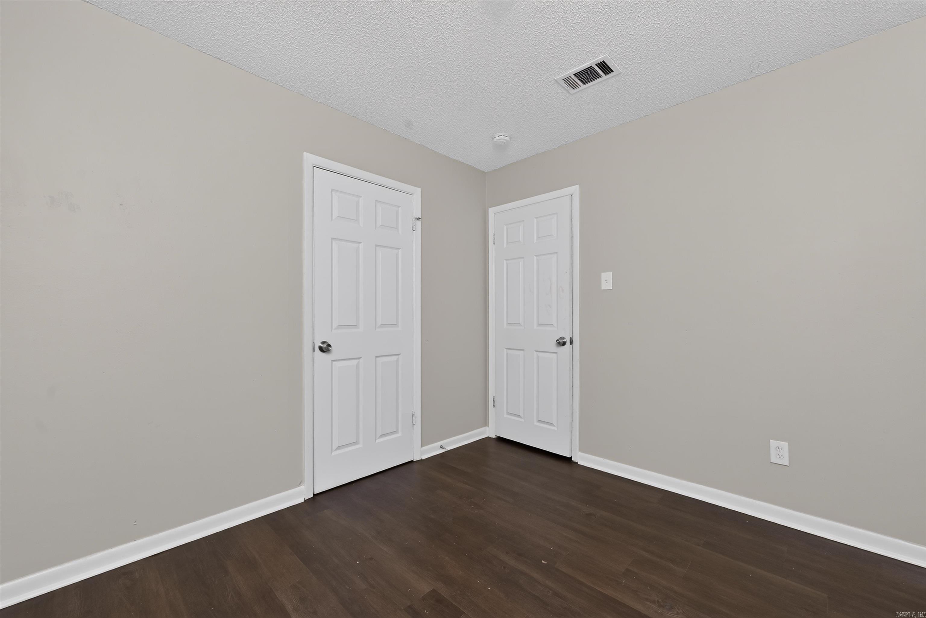 HICKMAN & MCCONNELL - Residential