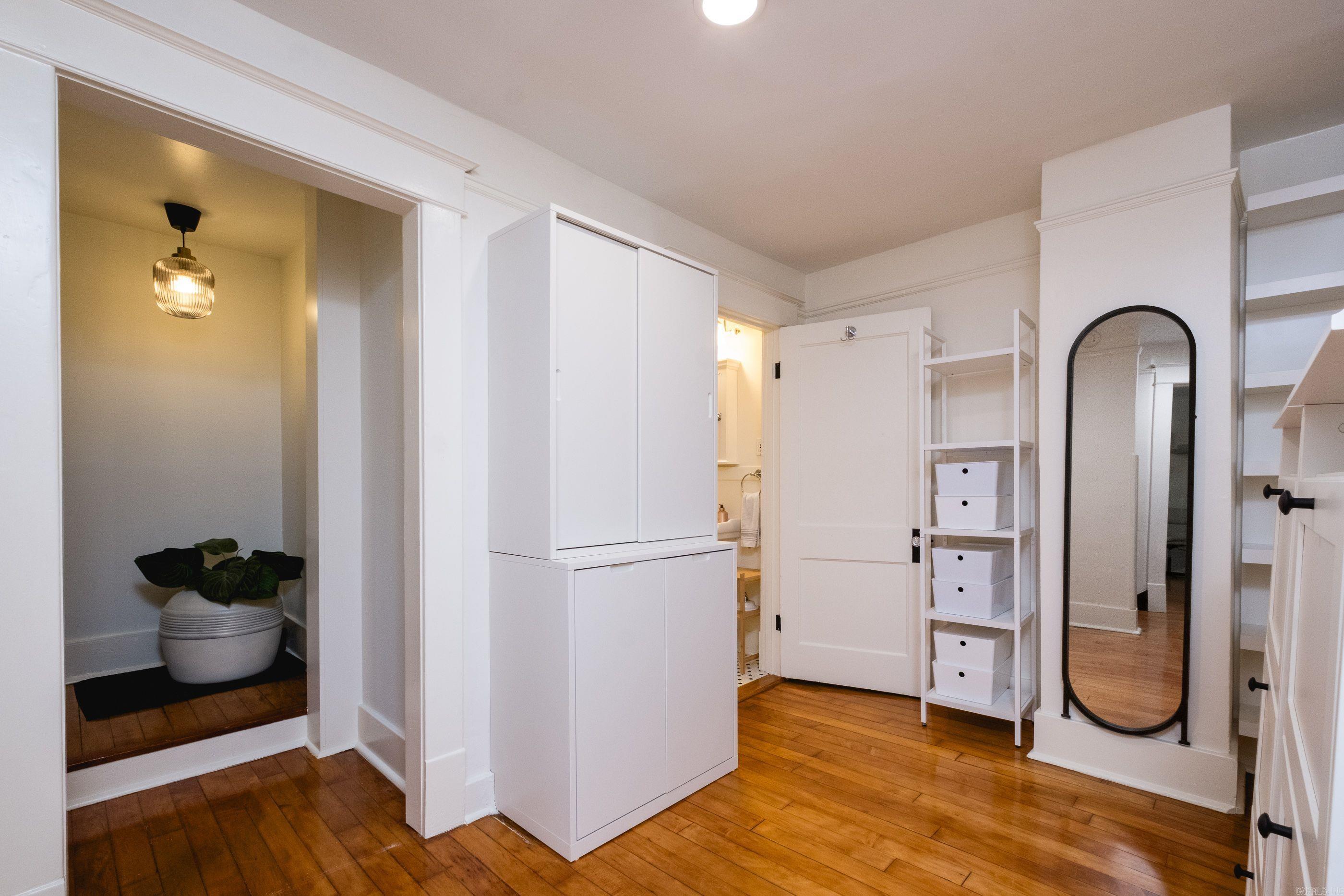 MIDLAND HILLS - Residential