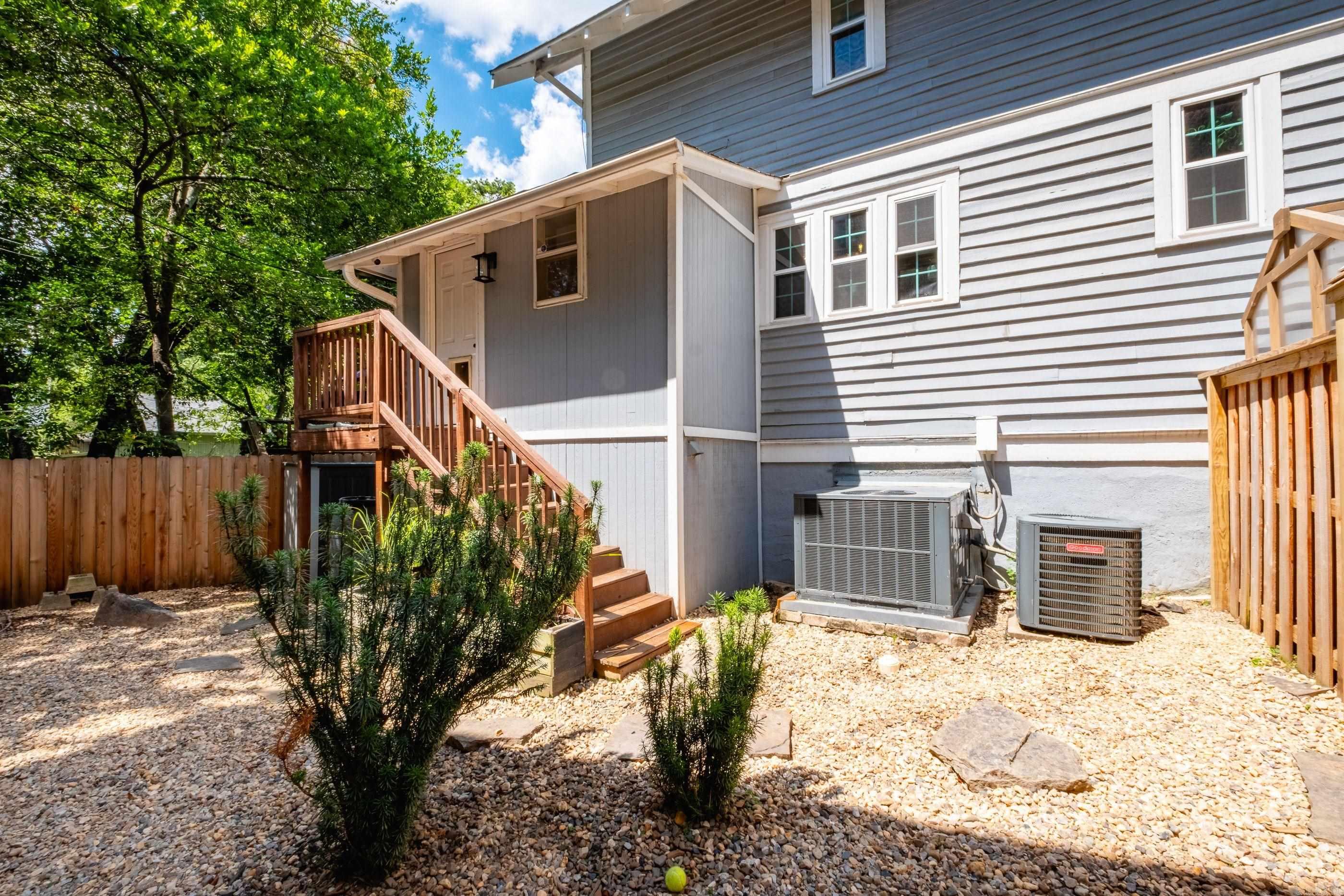 MIDLAND HILLS - Residential