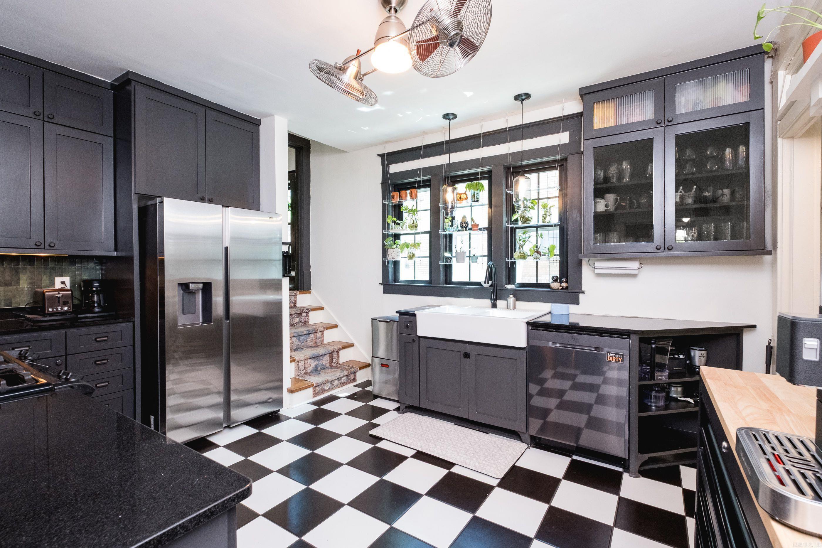MIDLAND HILLS - Residential