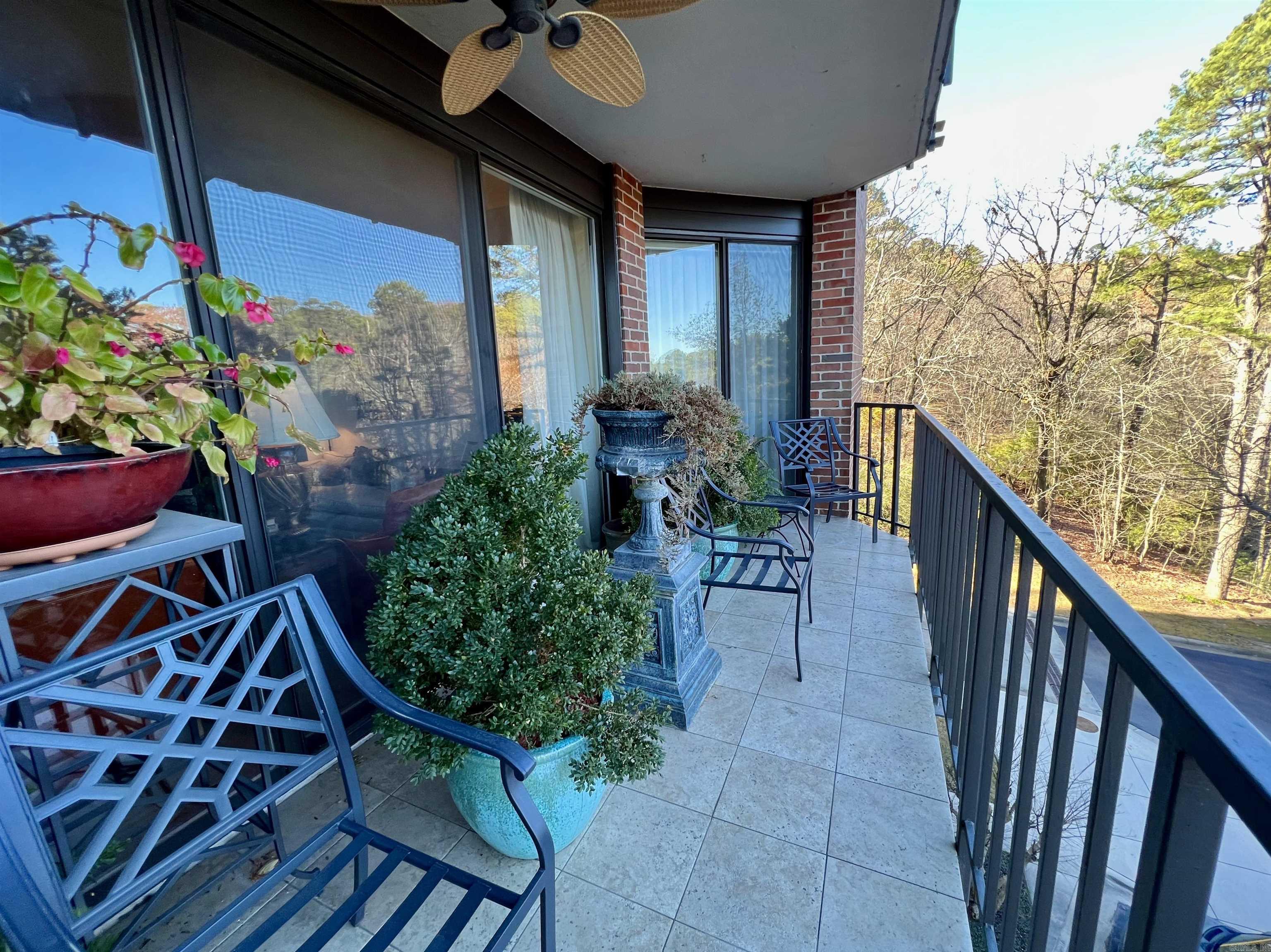 TREETOPS HPR - Residential