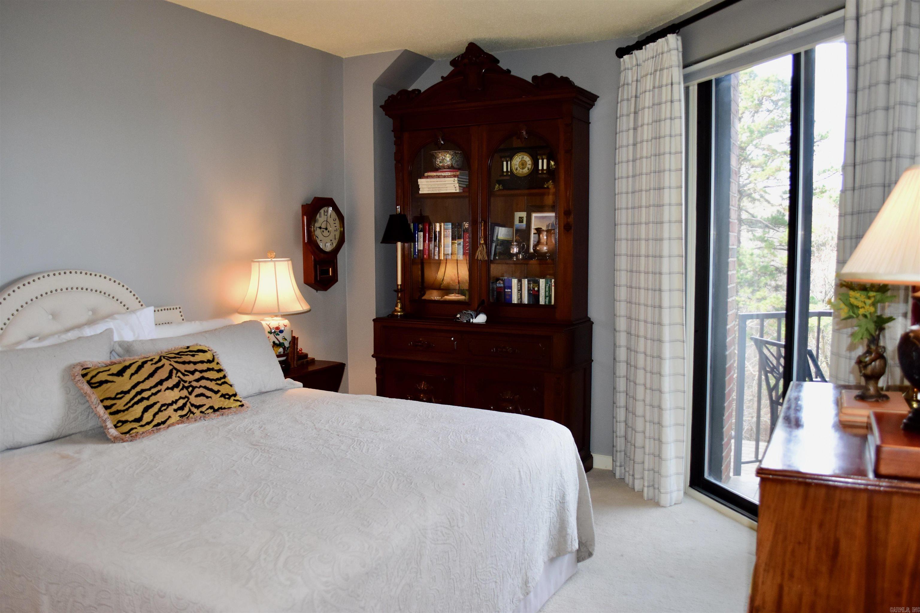 TREETOPS HPR - Residential