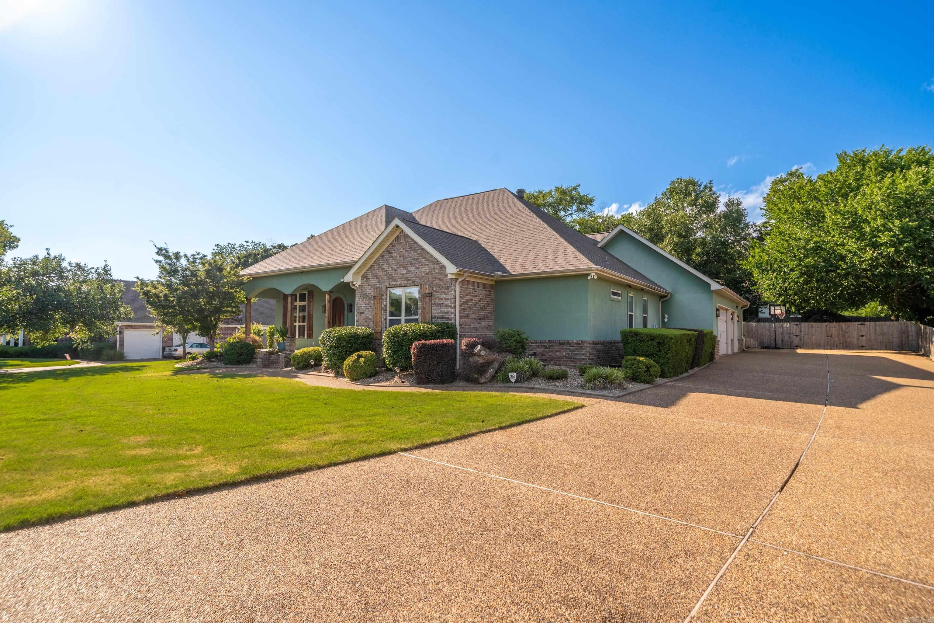 QUAIL RIDGE ESTATES - Residential