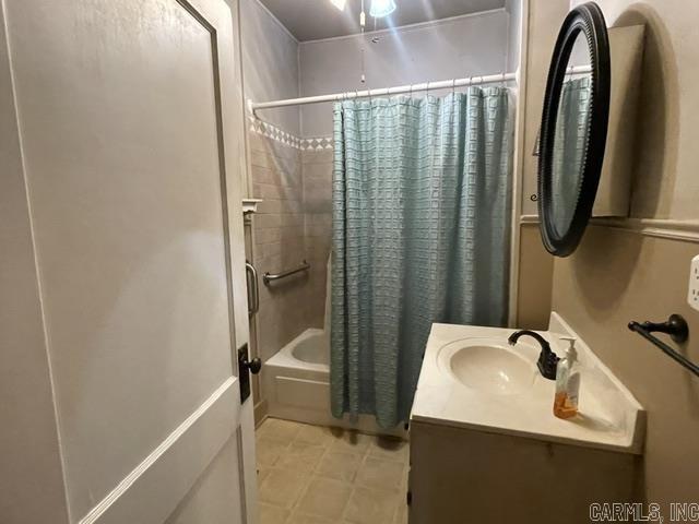 SEARLES - Residential
