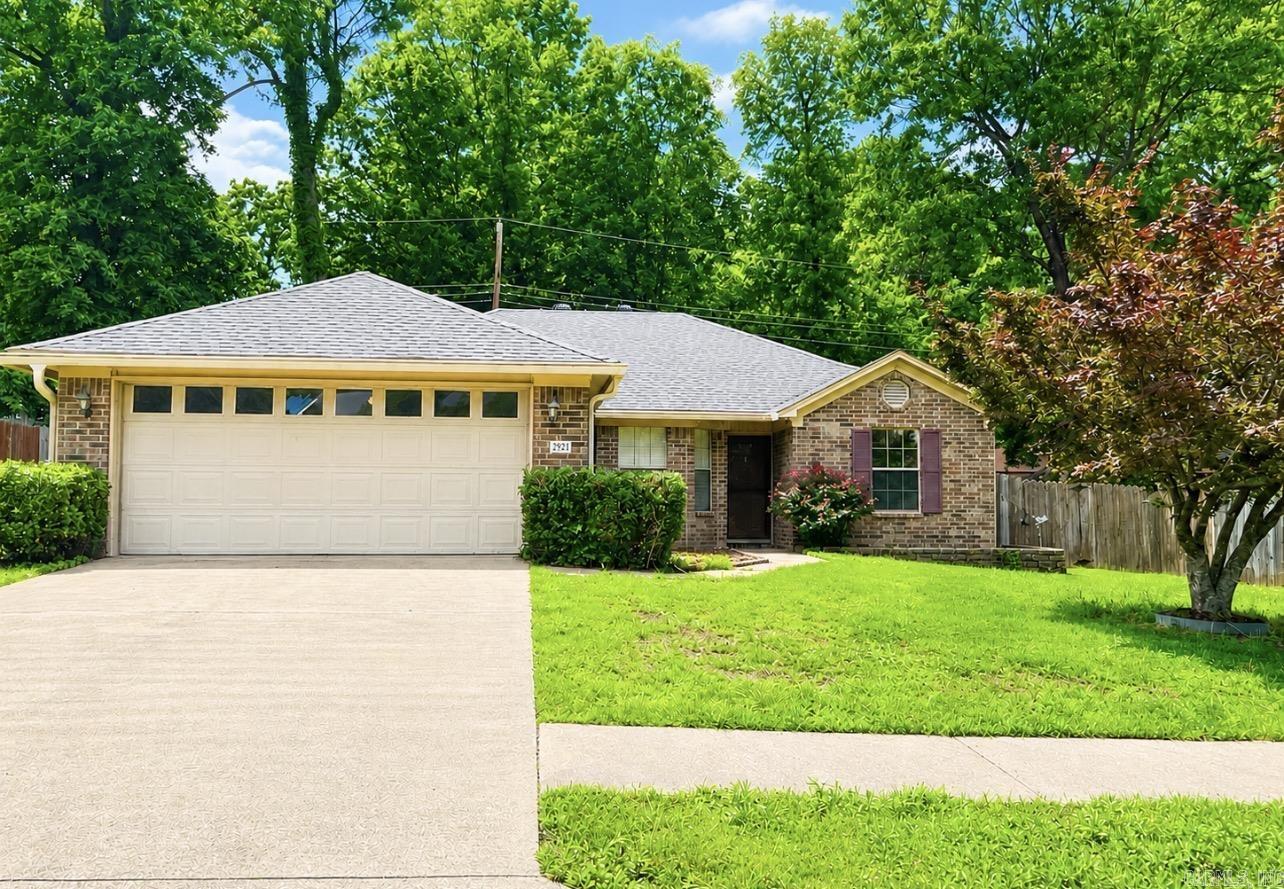 Move-in ready 3 BD/2 BA single-level home in Bryant! This inviting, turn-key single story retreat welcomes you with effortless one-level living, brand-new flooring, and fresh paint. Fall in love with the cozy gas fireplace and bright open kitchen with newer appliances. Relax in your peaceful primary suite with a whirlpool tub. Features a 2023 roof and fenced yard. Superb accessible location in Northridge subdivision near Hwy 5 and schools. More photos to follow.