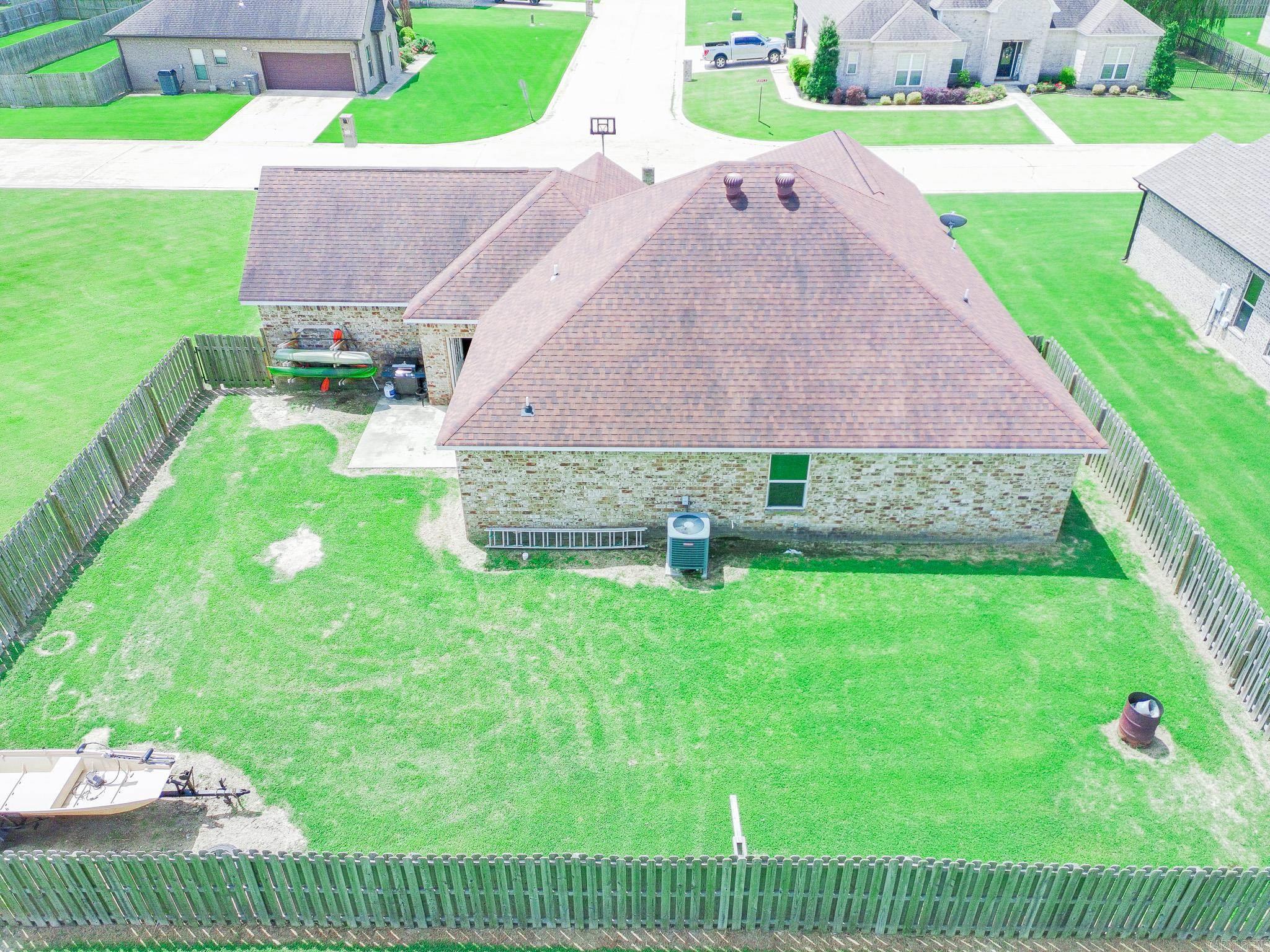 SOUTHPOINTE ACRES - Residential