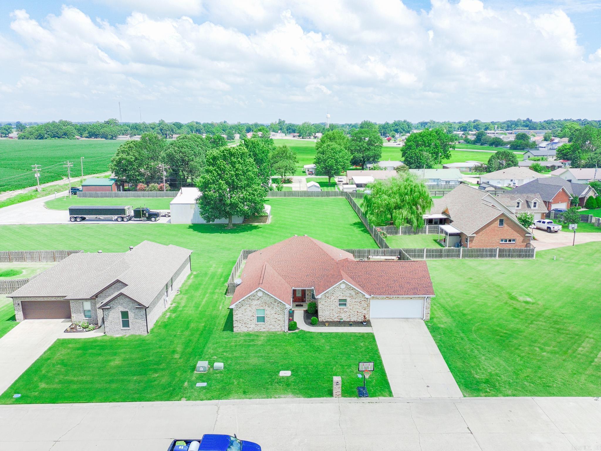SOUTHPOINTE ACRES - Residential