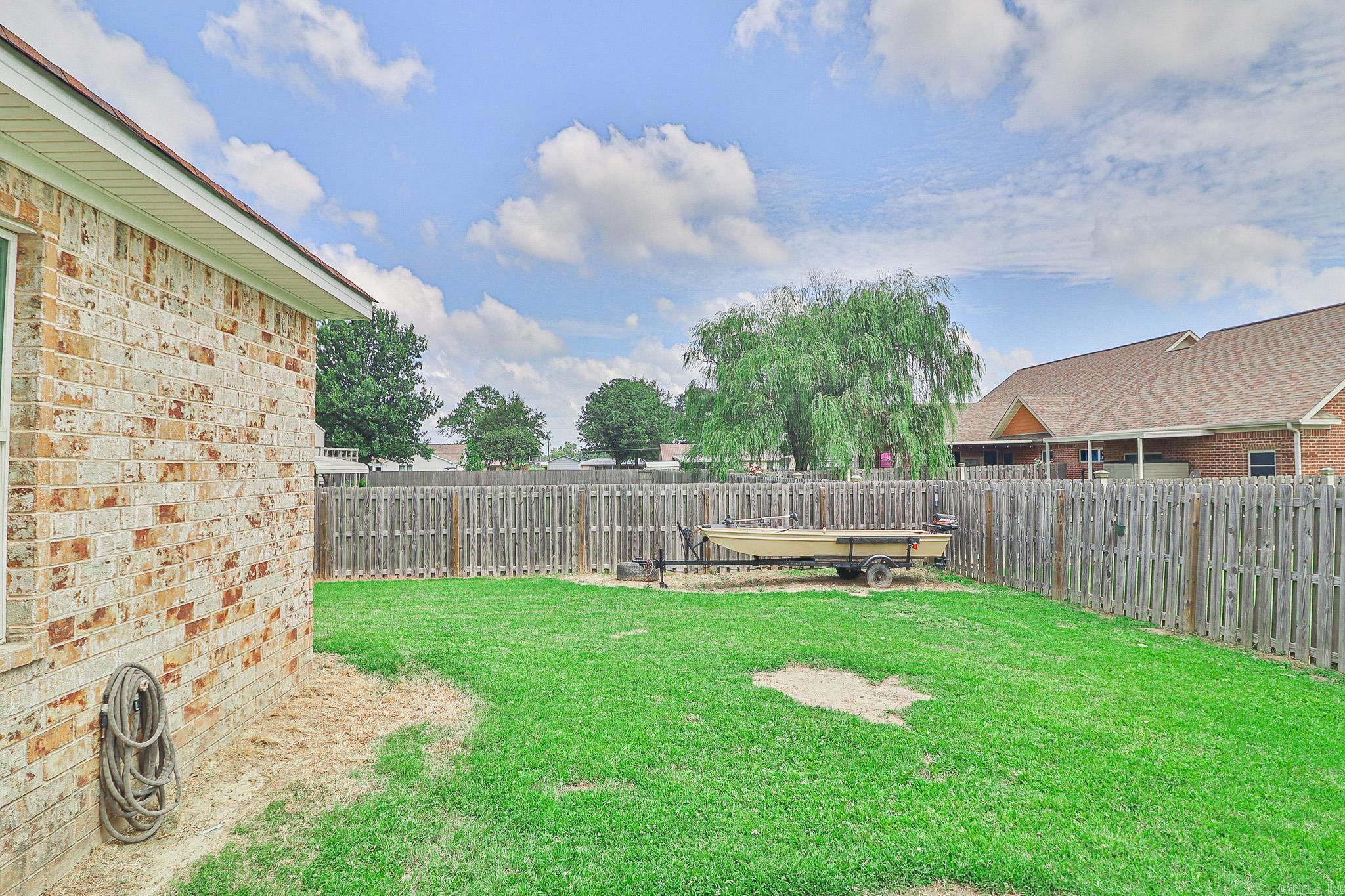 SOUTHPOINTE ACRES - Residential