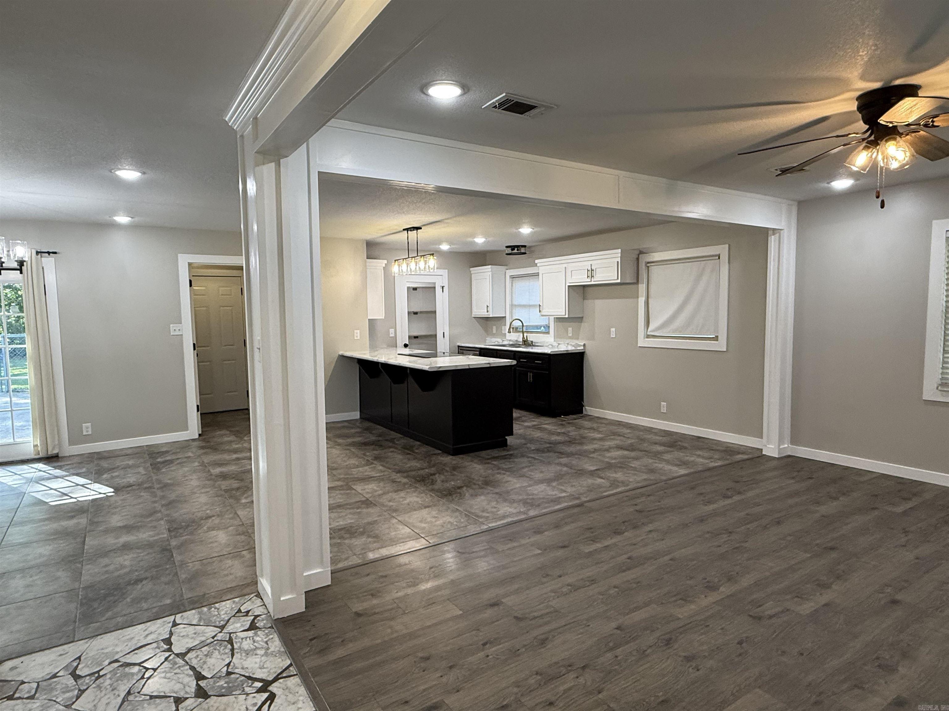 RICHLAND HILLS - Residential