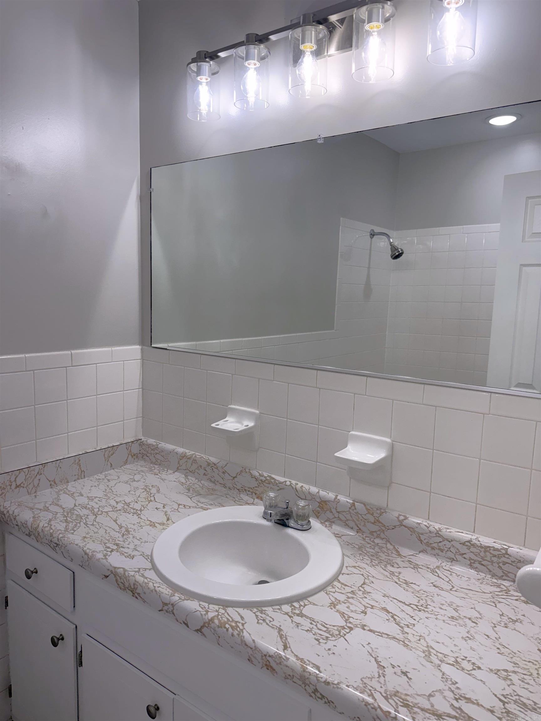 RICHLAND HILLS - Residential