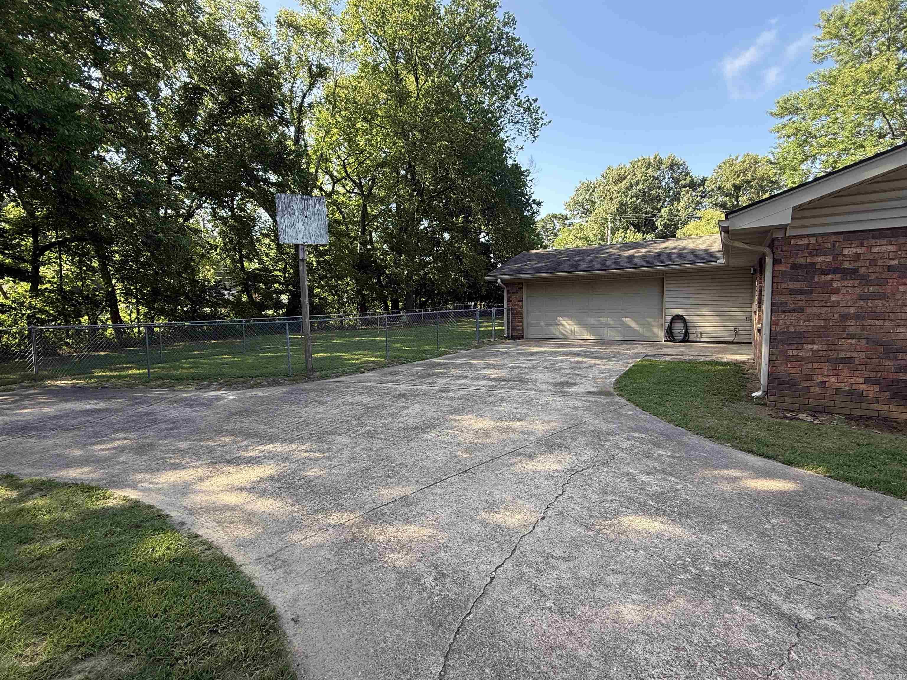 RICHLAND HILLS - Residential