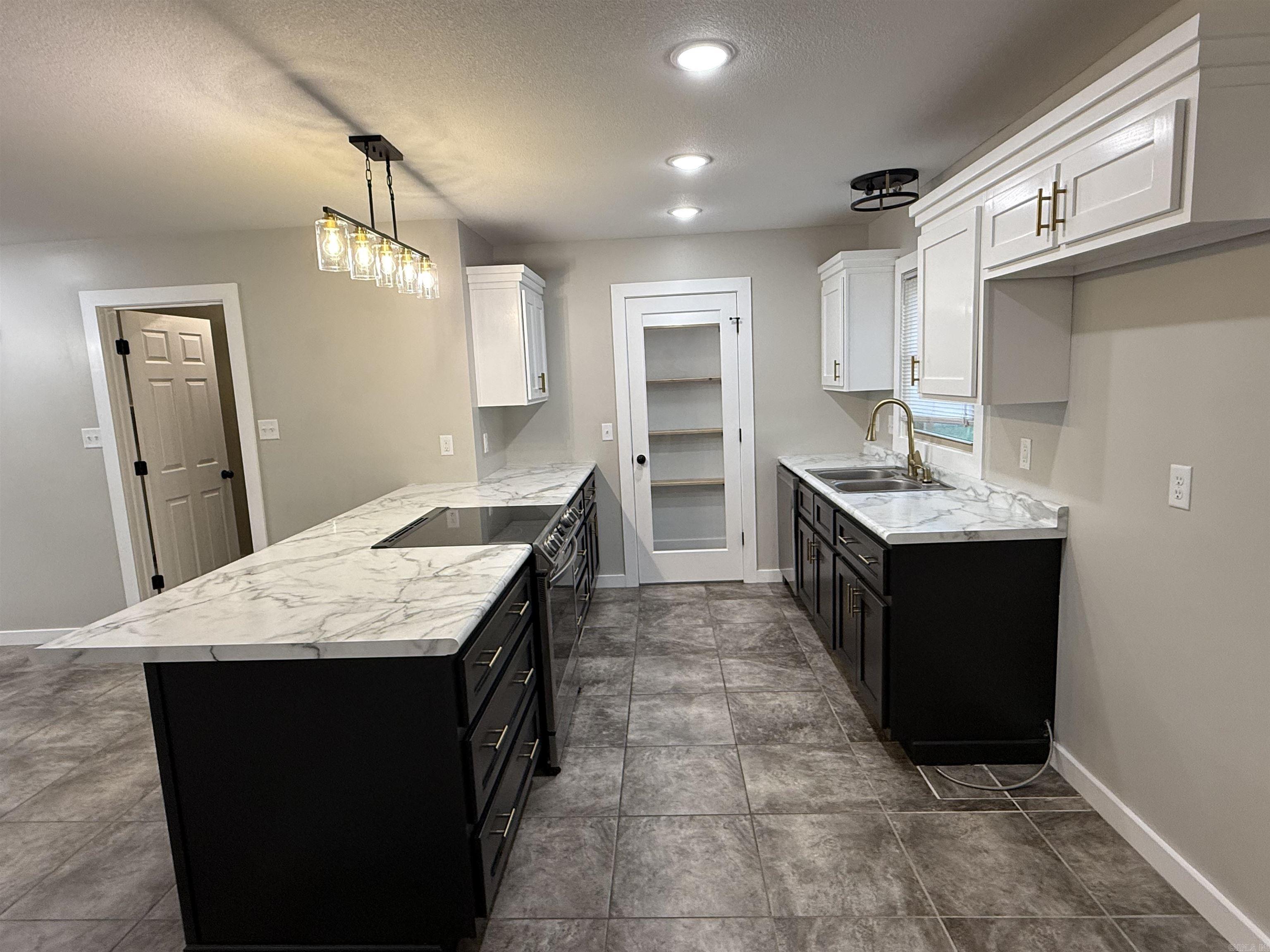 RICHLAND HILLS - Residential