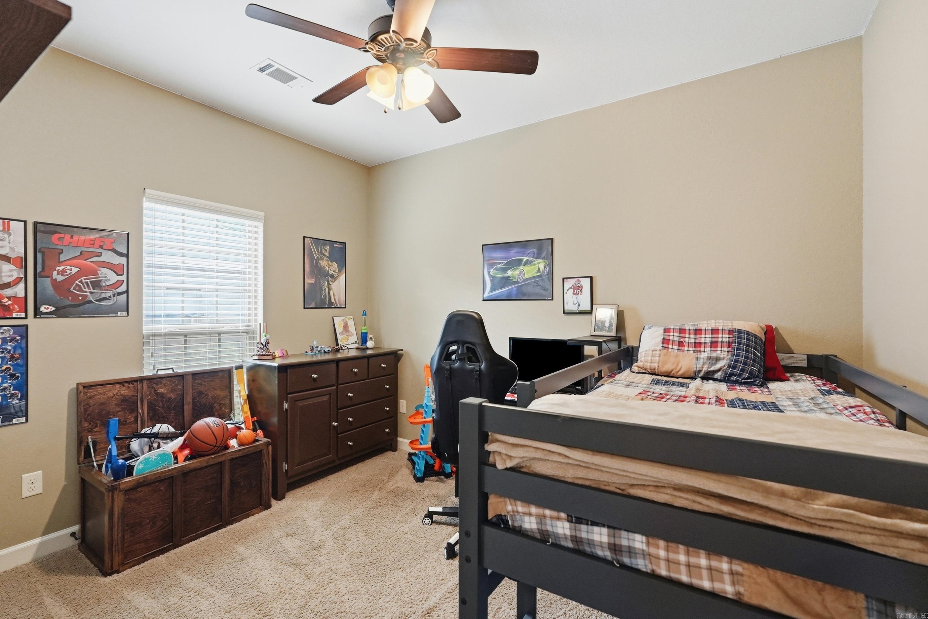 Oak Tree Circle - Residential