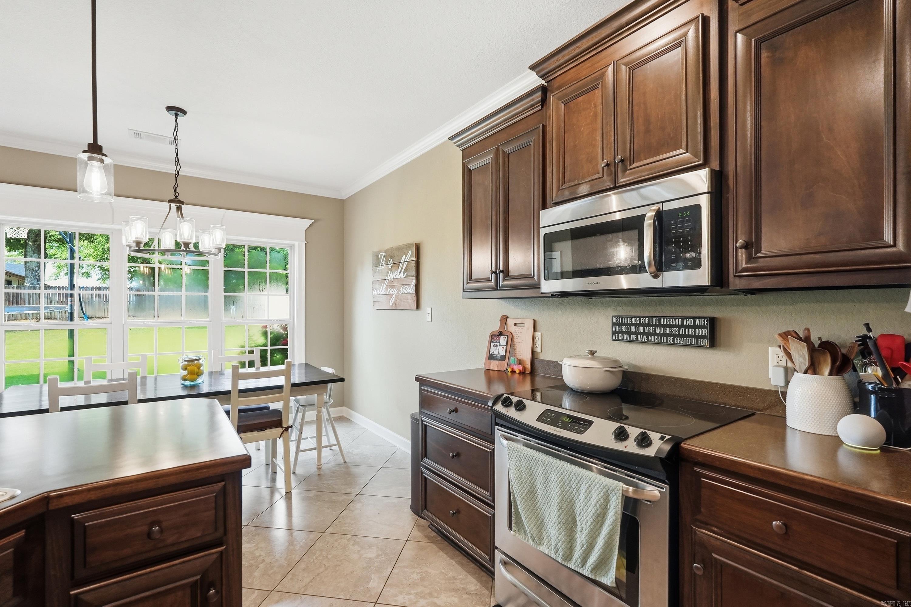 Oak Tree Circle - Residential