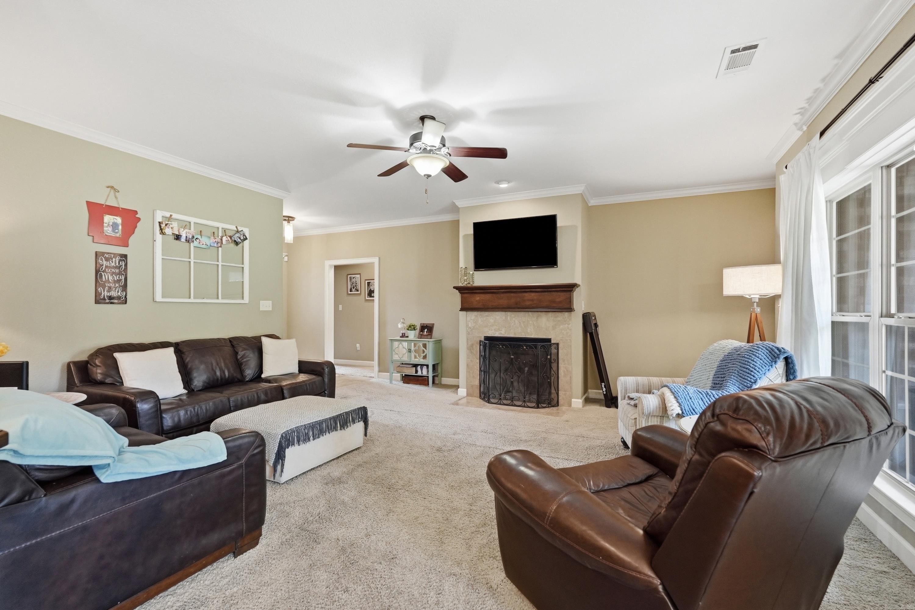 Oak Tree Circle - Residential