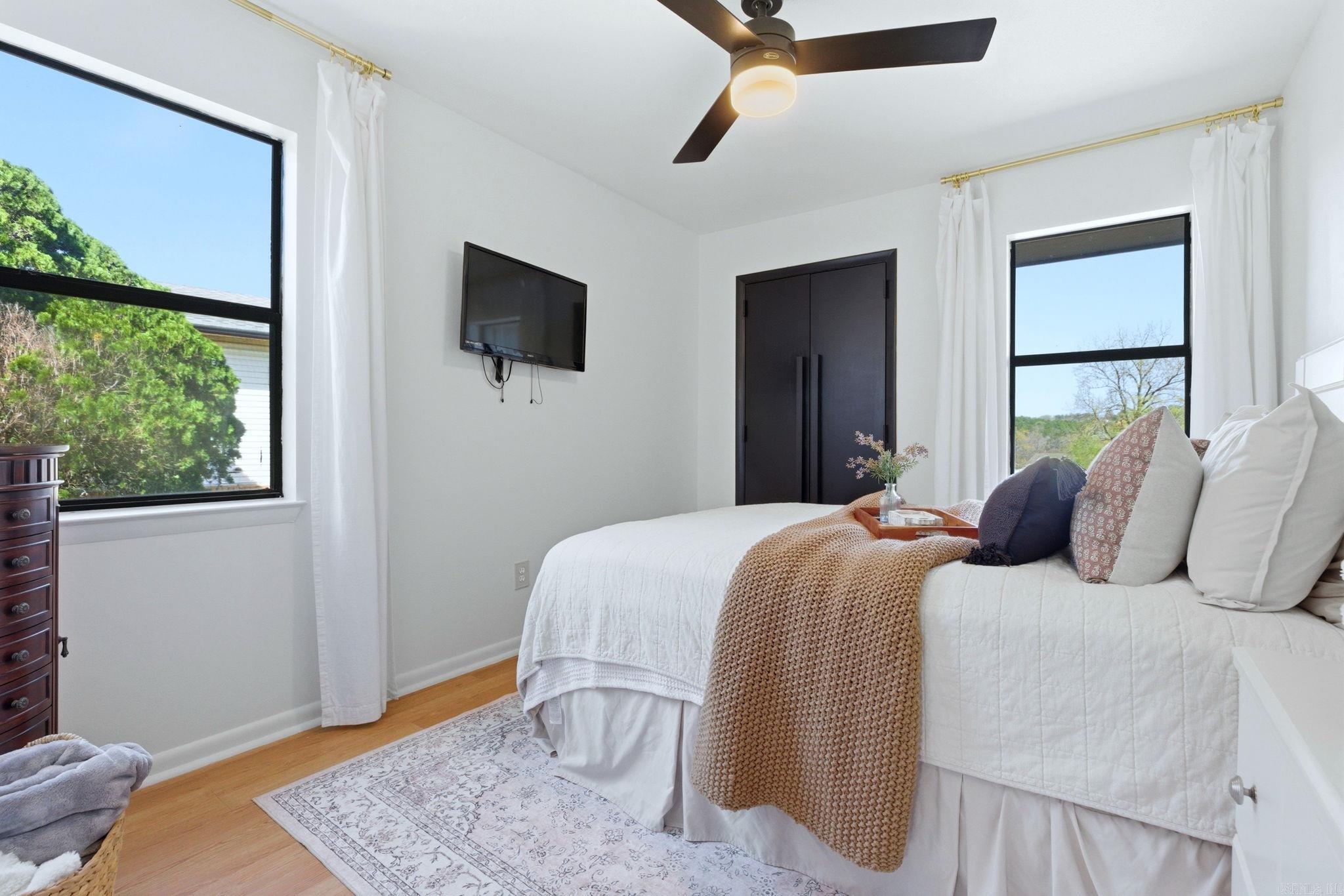 PARKWAY PLACE - Residential
