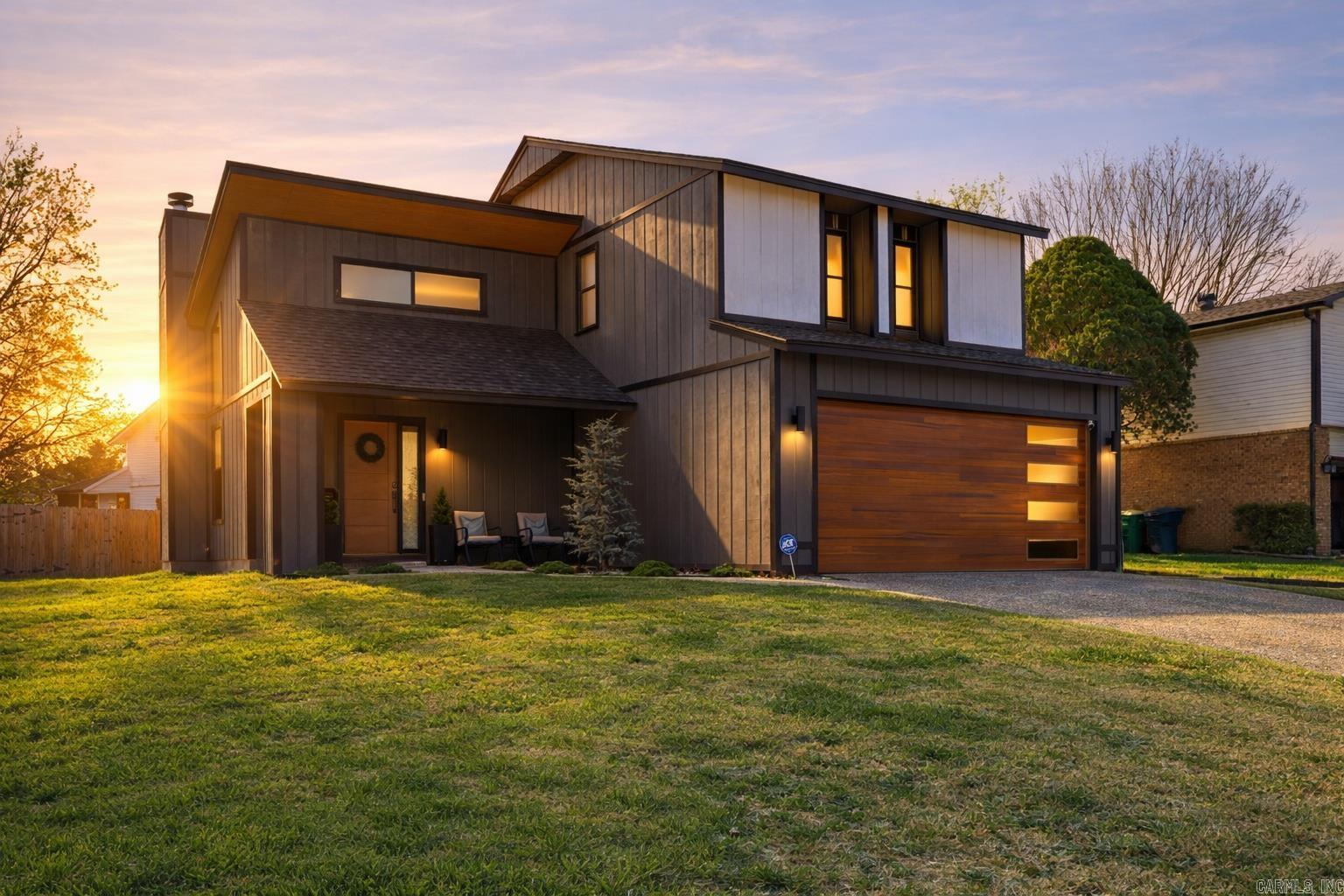 PARKWAY PLACE - Residential