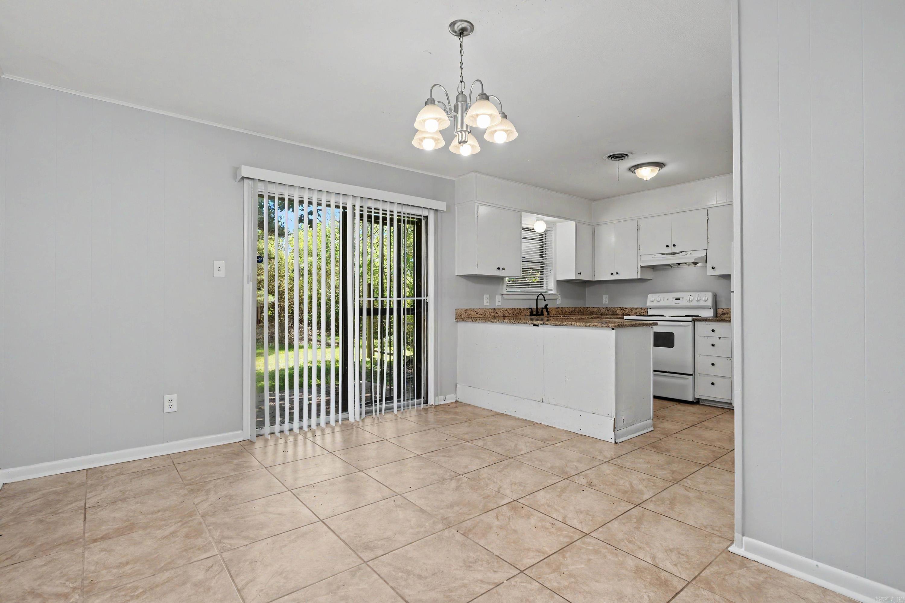 MEADOW LARK - Residential