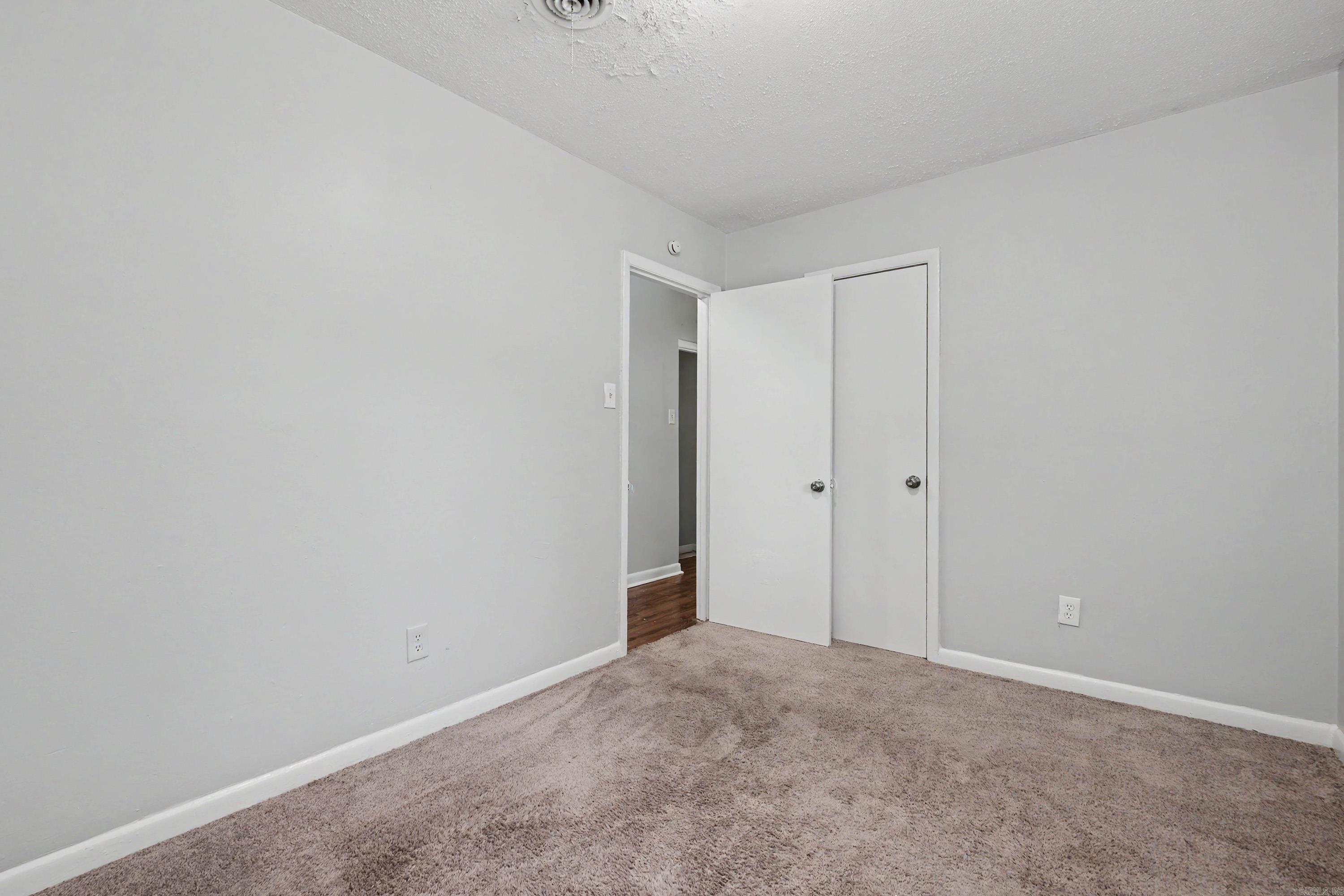 MEADOW LARK - Residential