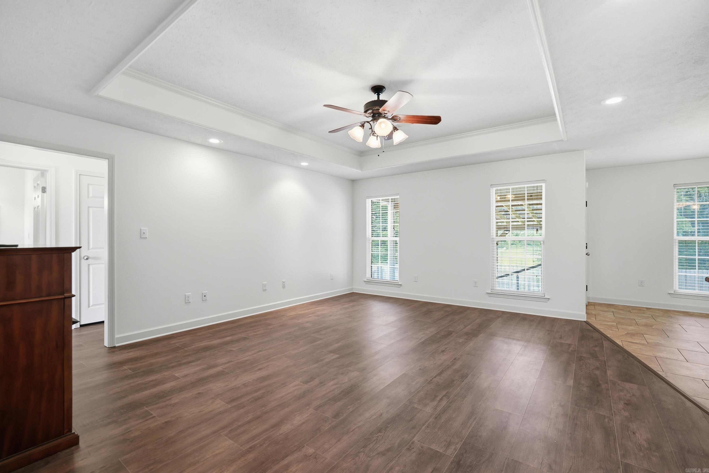 CEDAR KNOLLS & CEDAR VIEW - Residential