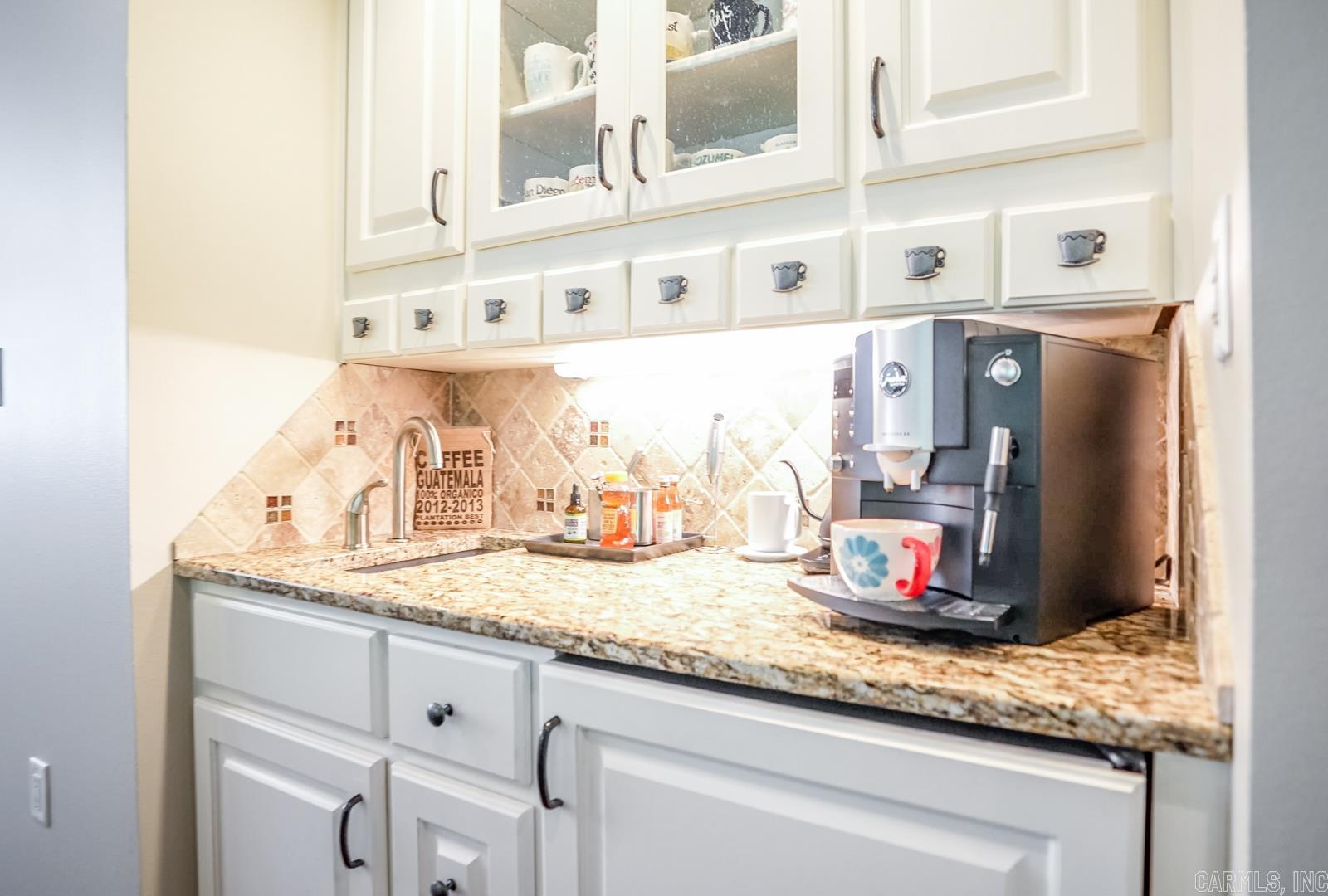 WOODLANDS EDGE - Residential