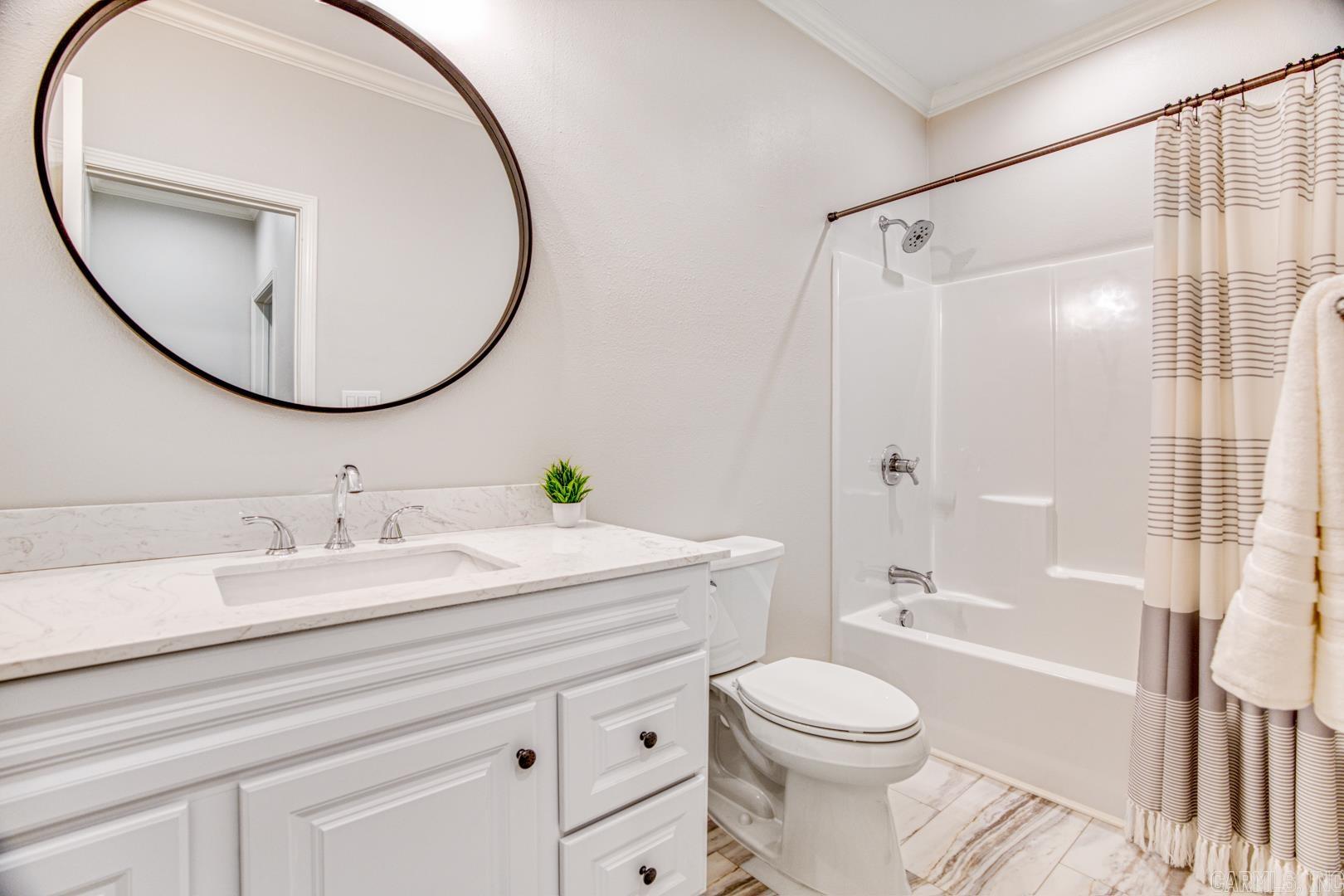 WOODLANDS EDGE - Residential