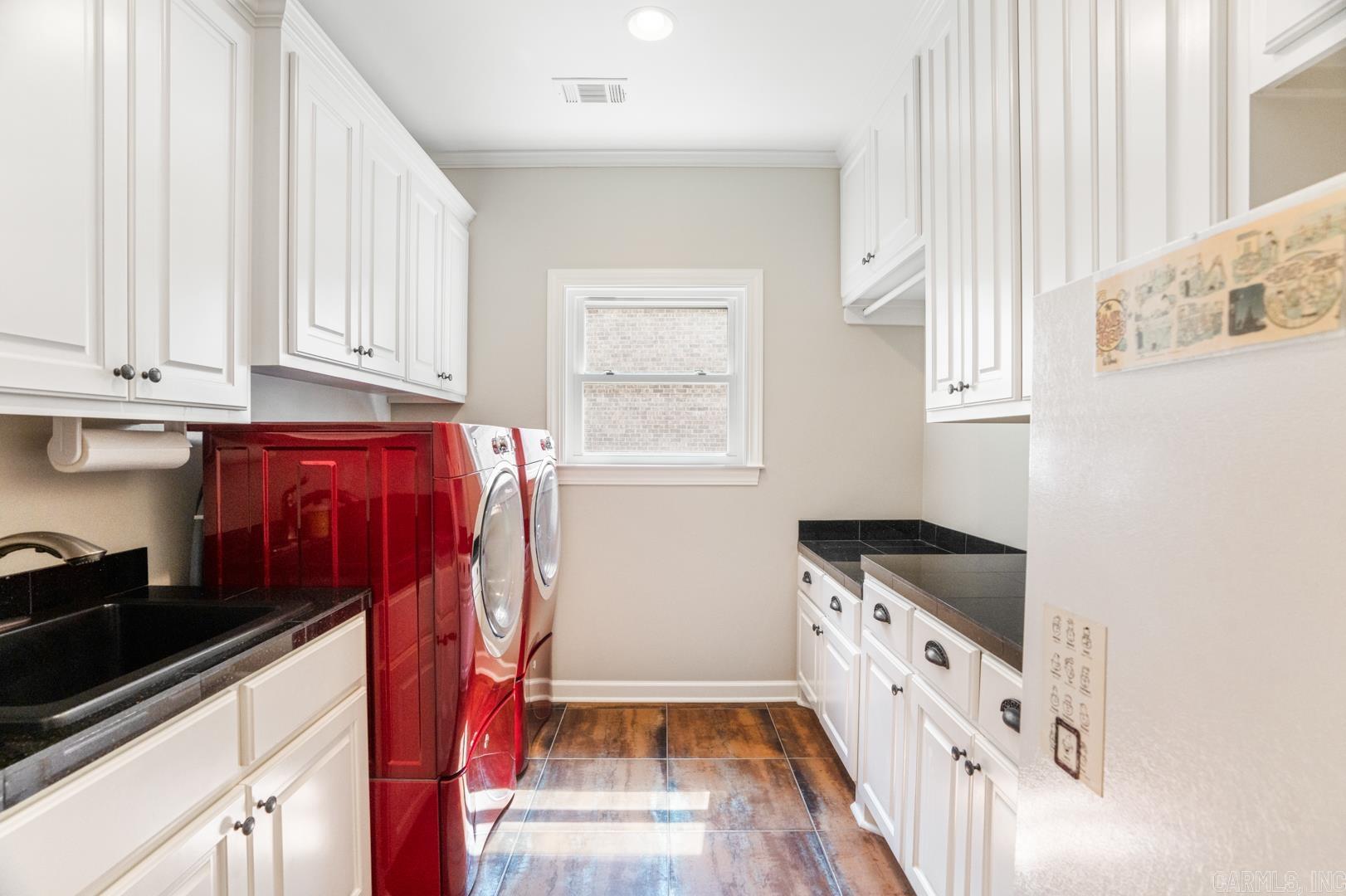 WOODLANDS EDGE - Residential