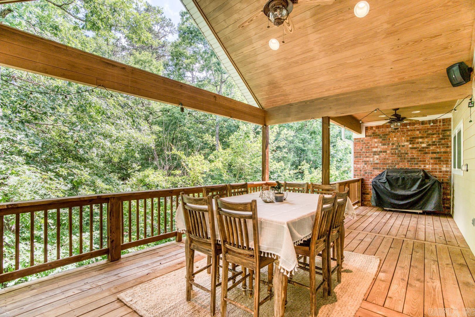 WOODLANDS EDGE - Residential