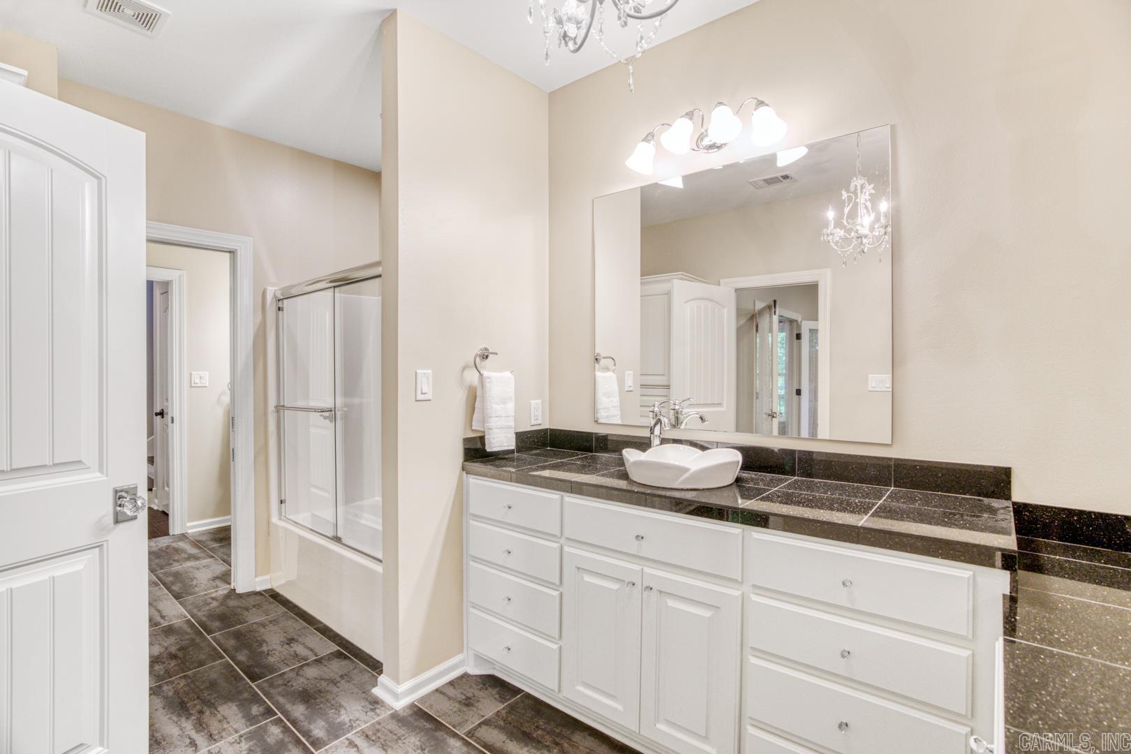 WOODLANDS EDGE - Residential