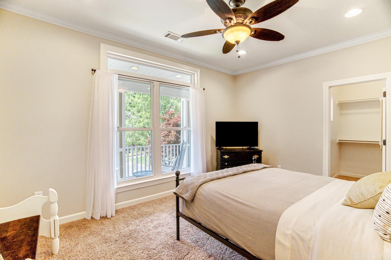 WOODLANDS EDGE - Residential