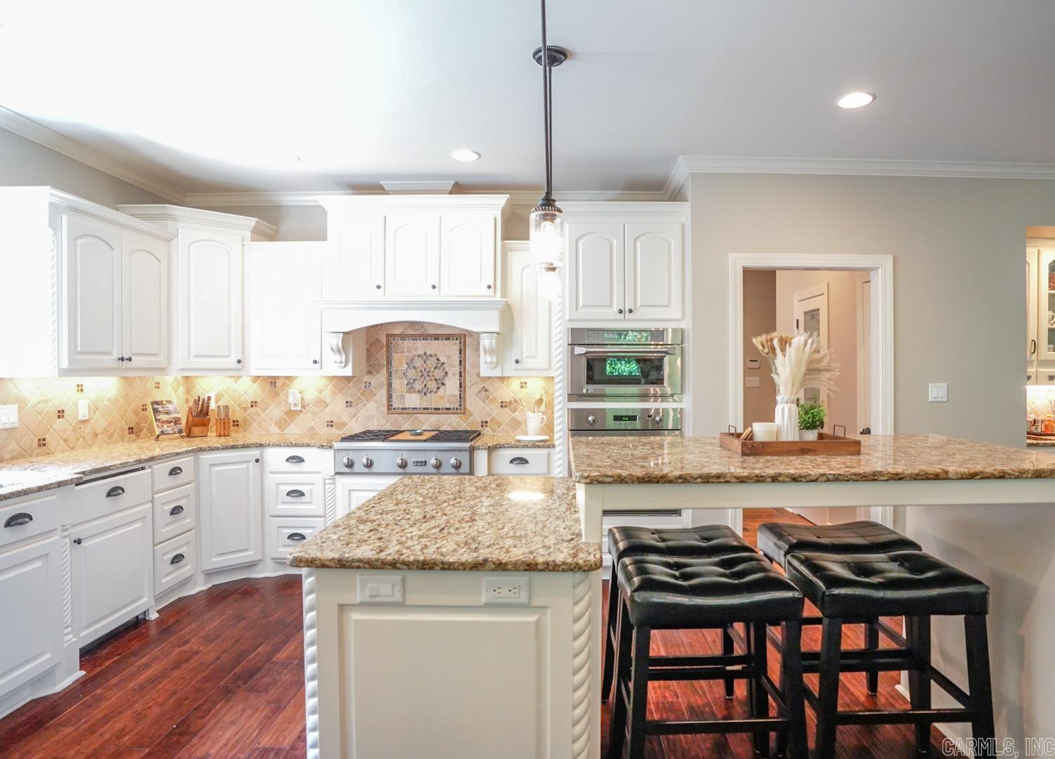 WOODLANDS EDGE - Residential