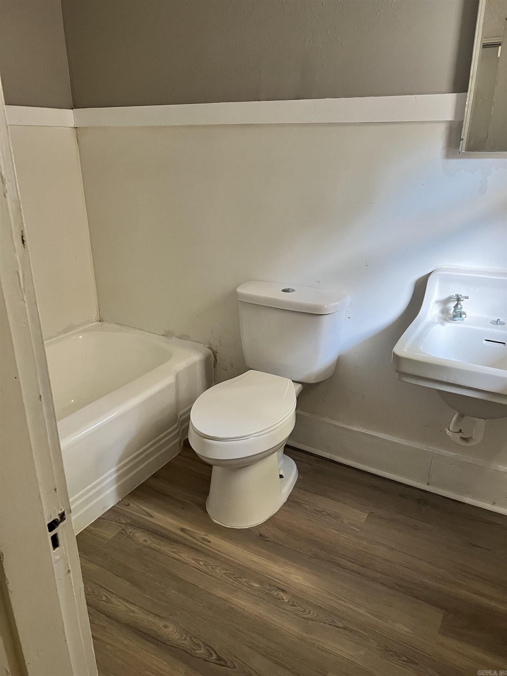 AUSTIN & TAYLOR ADDITION - Residential