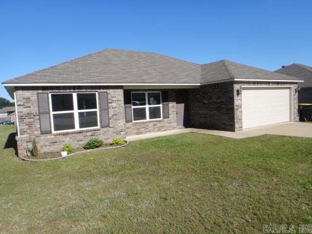 Just out of city limits, this house is ready to be your home. Open Floor Plan. Seller does not pay customary closing costs: including title policy, escrow fees, survey or transfer fees. Proof of funds required on cash transactions Lender Pre-Approval letter for financed offers dated within last 30 days). Seller is Secretary of Veterans Affairs. This property may qualify for Seller Financing (Vendee). Property sold As Is. See Agent Remarks for submitting an offer.