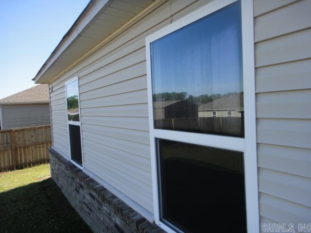 OAKLAND GROVE ESTATES - Residential