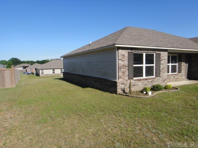 OAKLAND GROVE ESTATES - Residential