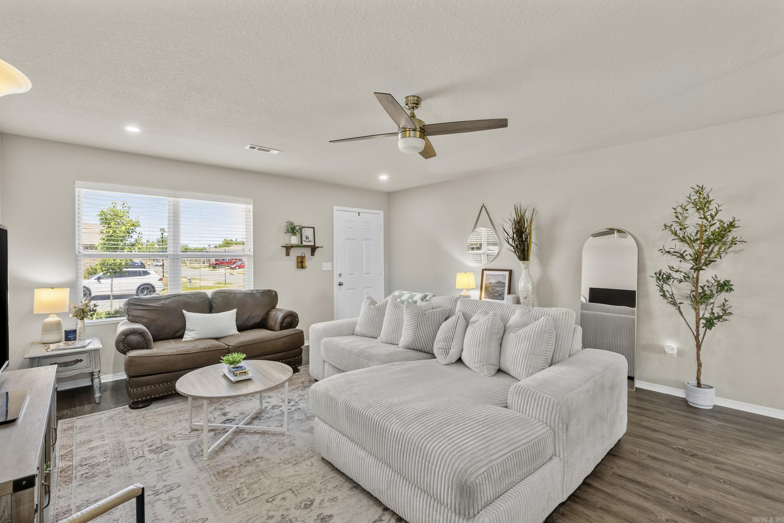WHITE OAK CROSSING - Residential