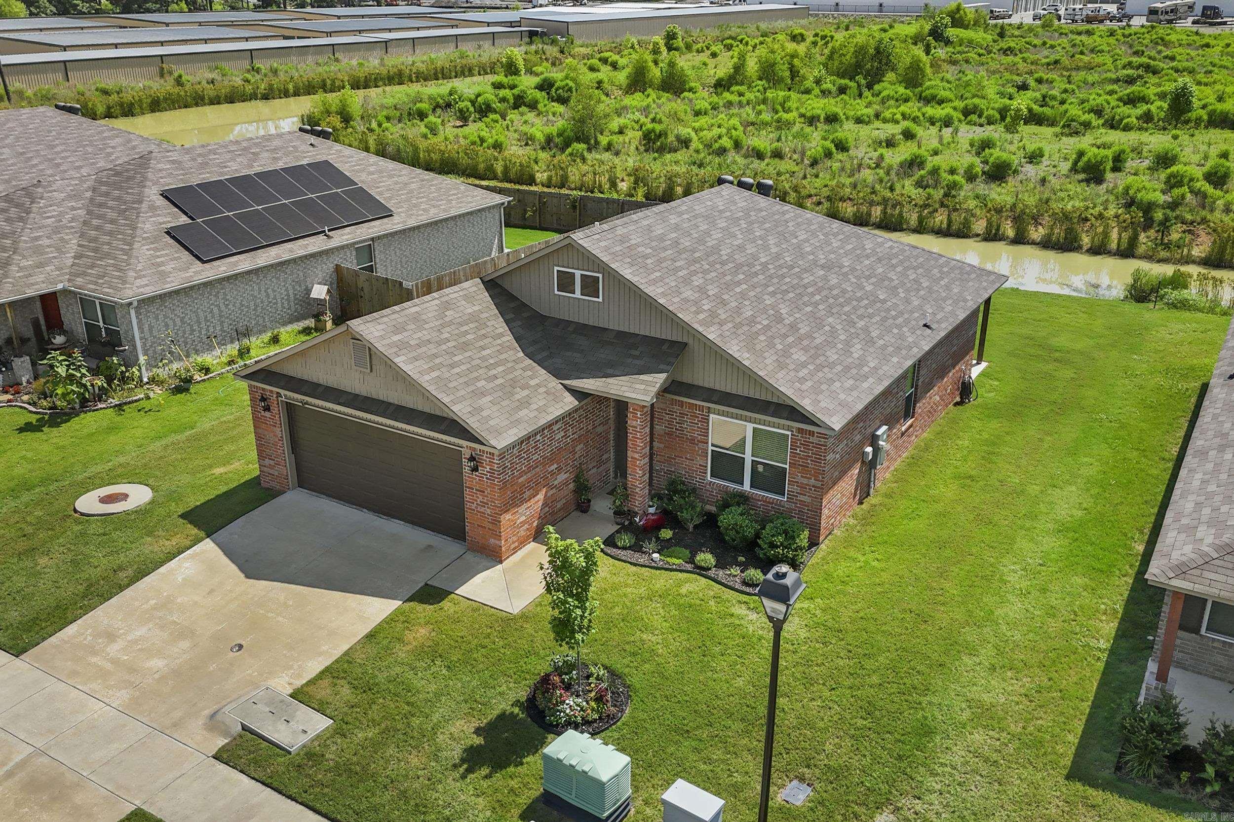 WHITE OAK CROSSING - Residential