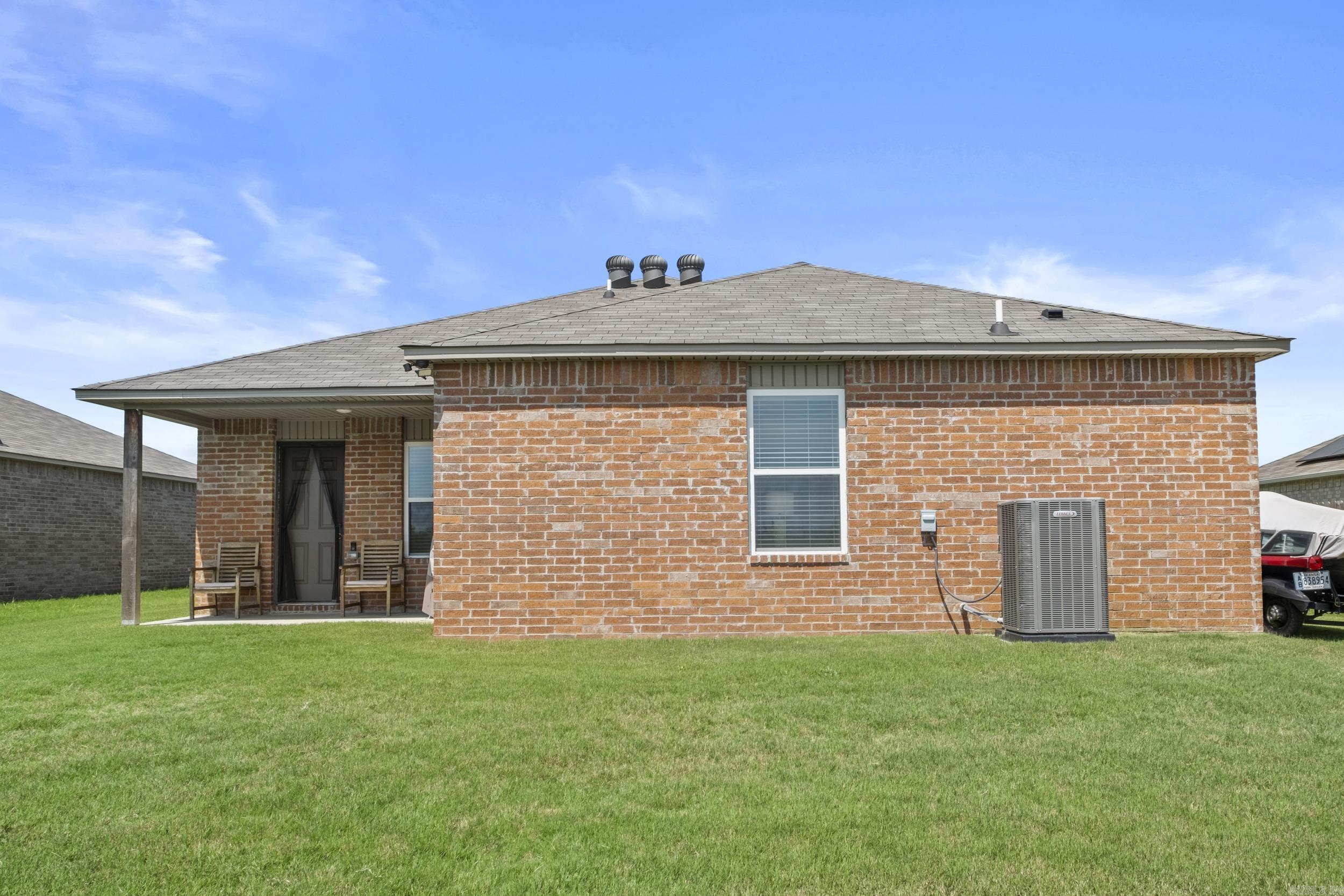WHITE OAK CROSSING - Residential
