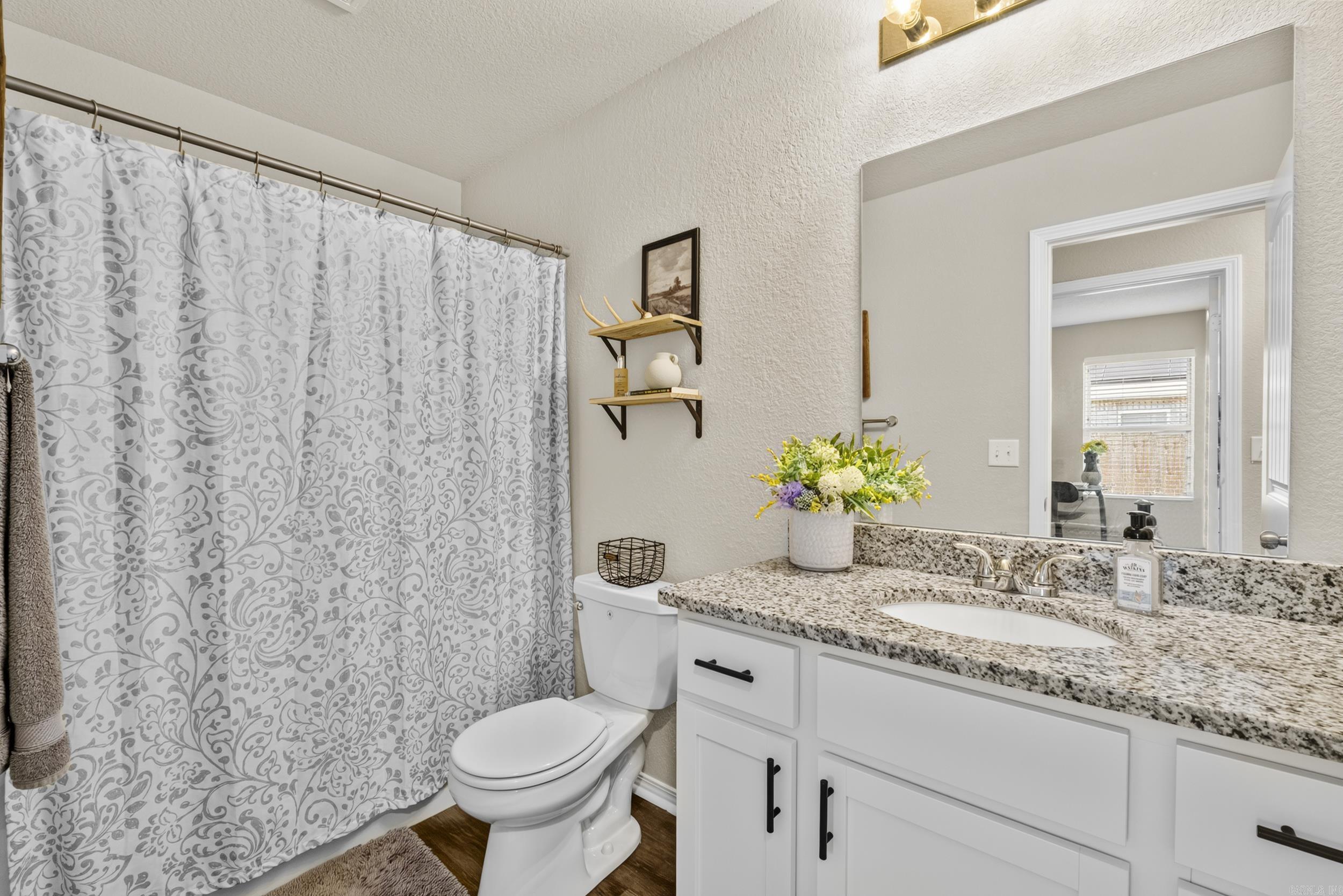 WHITE OAK CROSSING - Residential