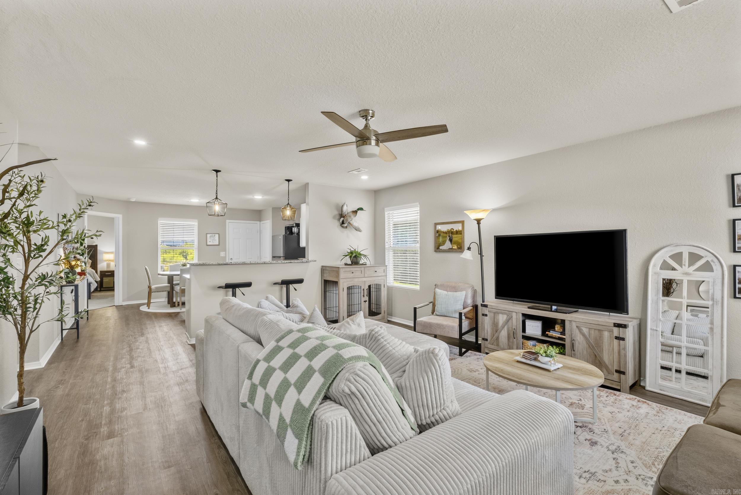 WHITE OAK CROSSING - Residential
