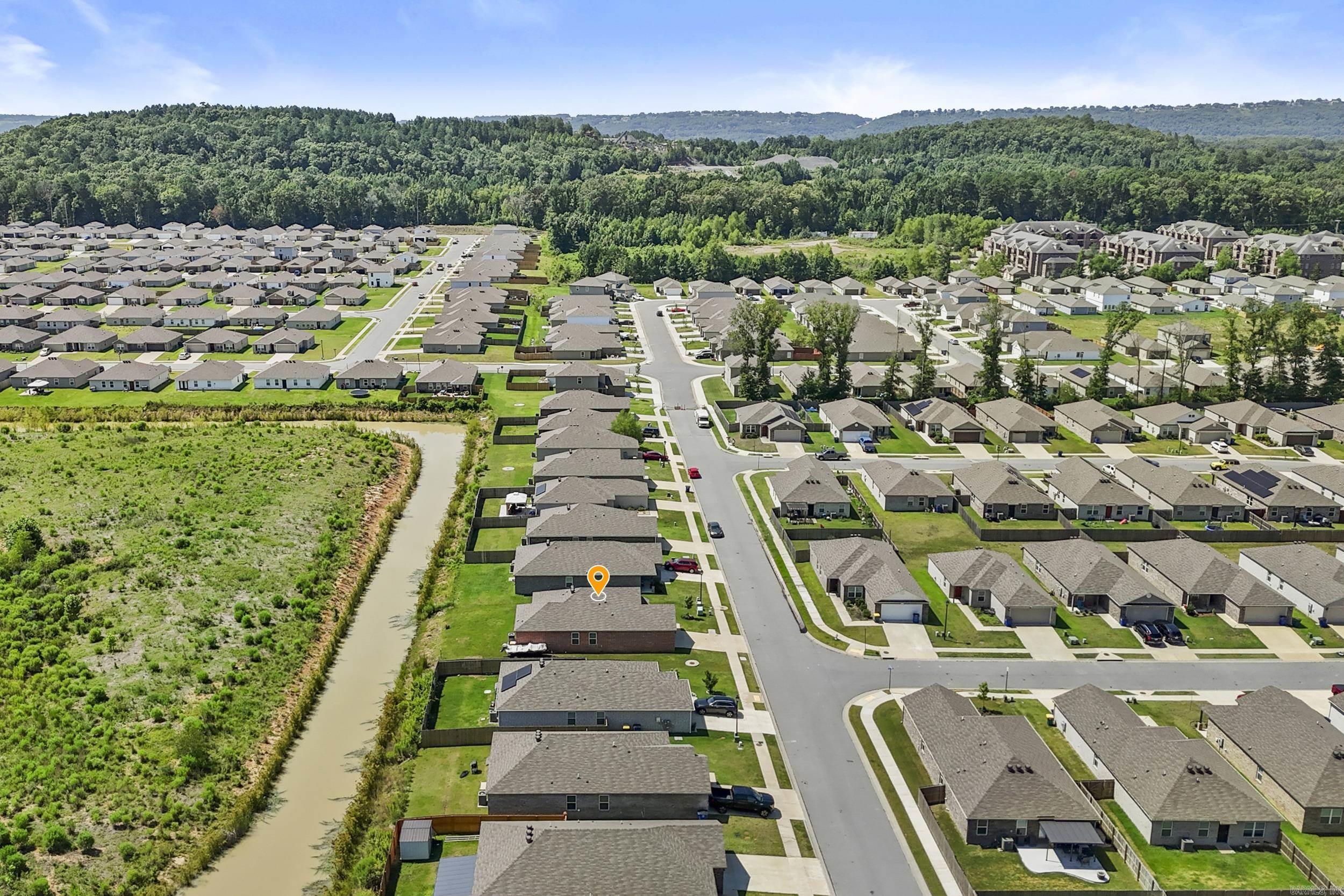 WHITE OAK CROSSING - Residential
