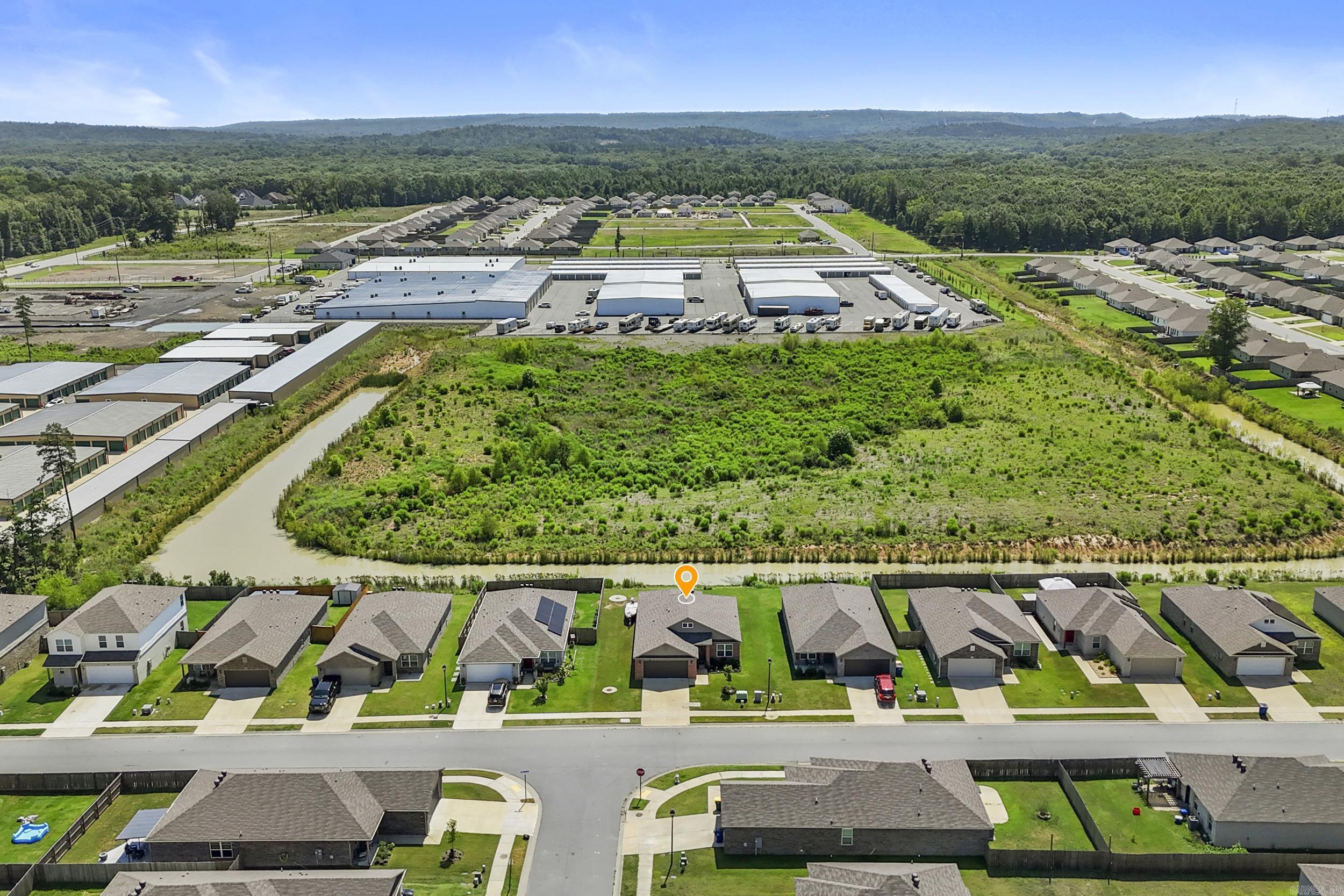 WHITE OAK CROSSING - Residential