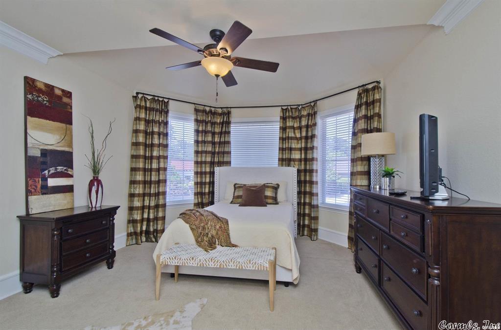 Paradise Lake Village Townhomes - Residential