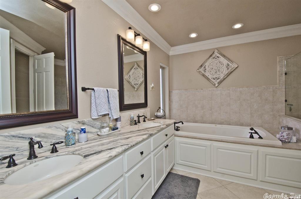 Paradise Lake Village Townhomes - Residential