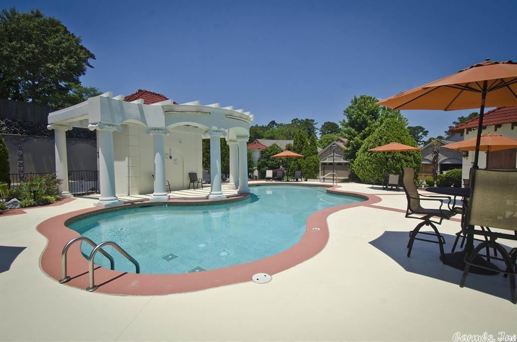 Paradise Lake Village Townhomes - Residential
