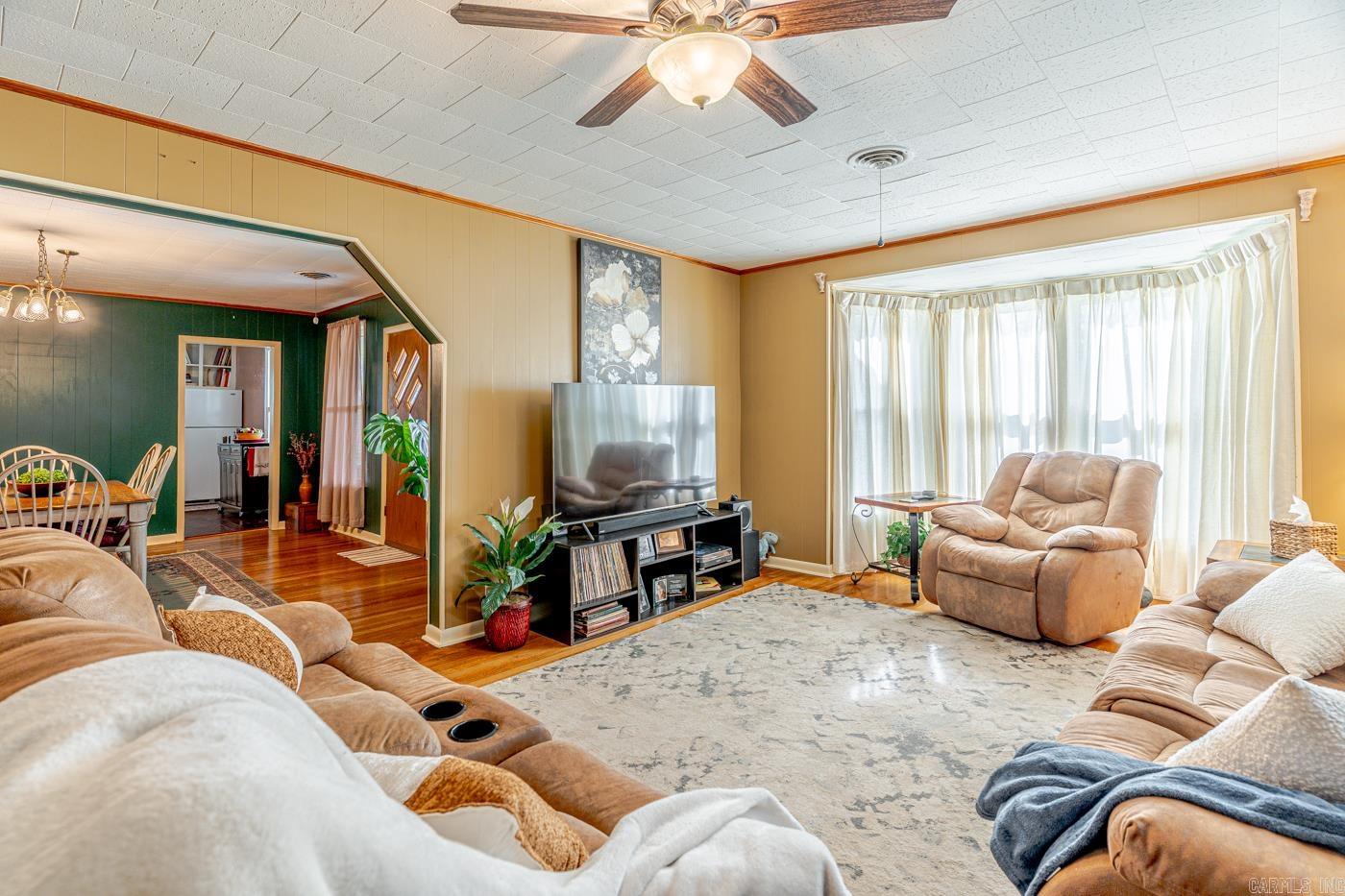 WEINER ORIGINAL - Residential