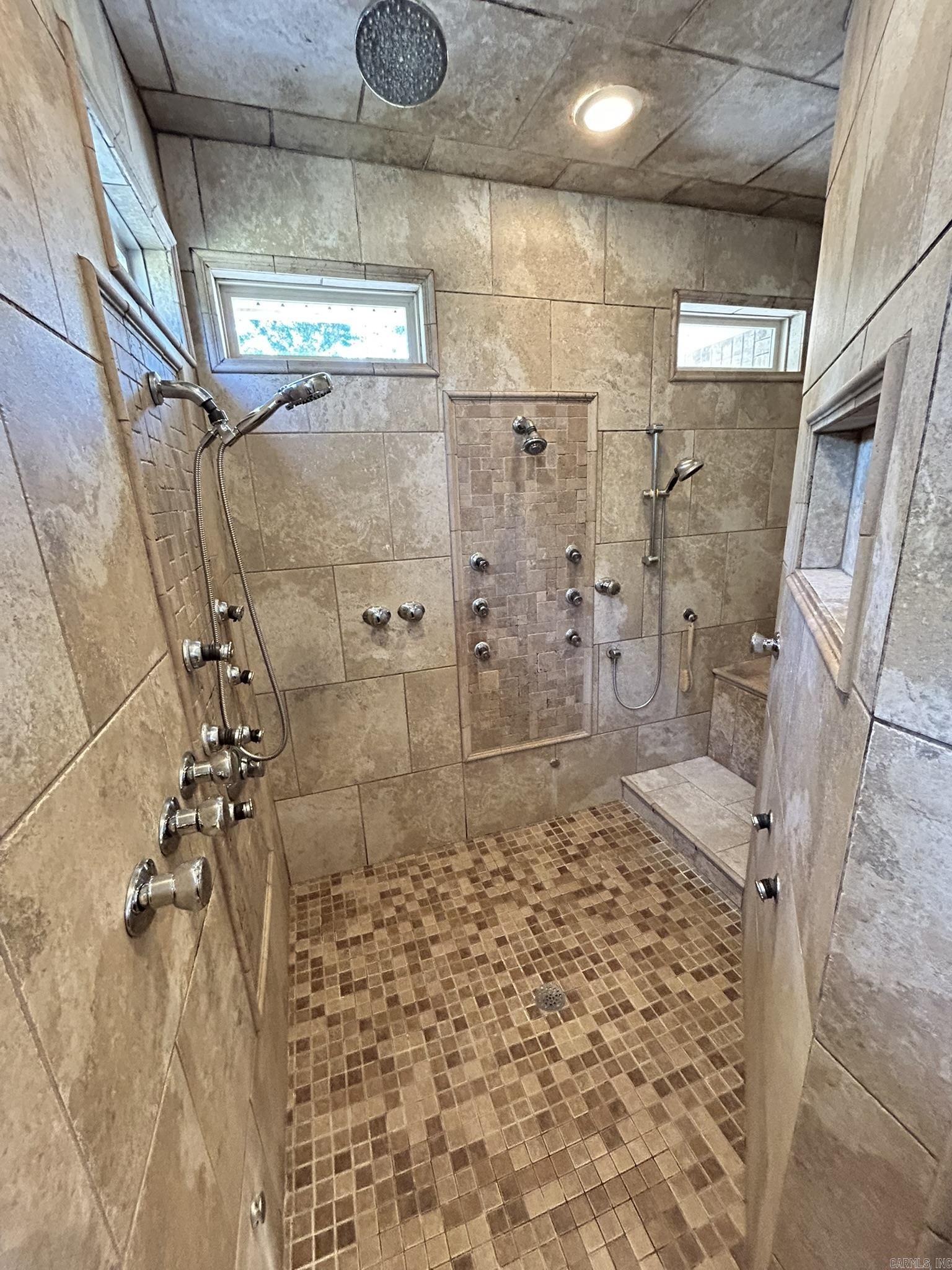 STONE RIDGE - Residential